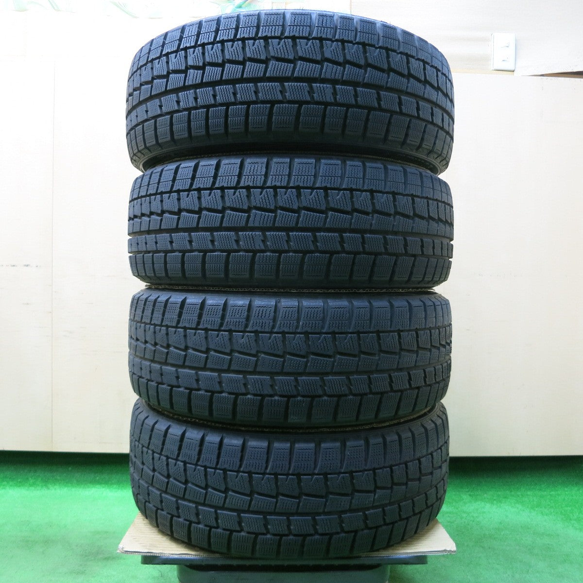 *送料無料*バリ溝！9.5分★MINI ミニ クーパー F55 F56 F57 純正 205/45R17 スタッドレス ダンロップ ウインターマックス WM01 PCD112/5H★4013105イス