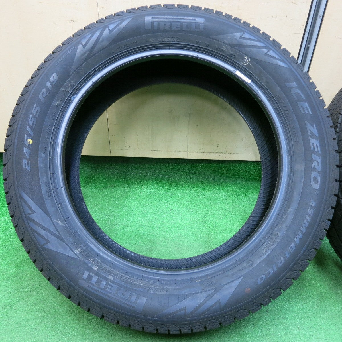 *送料無料*未使用！23年★スタッドレス 245/55R19 ピレリ アイス ゼロ アシンメトリコ タイヤ 19インチ アウトバック フォレスター等★4012901イスタ