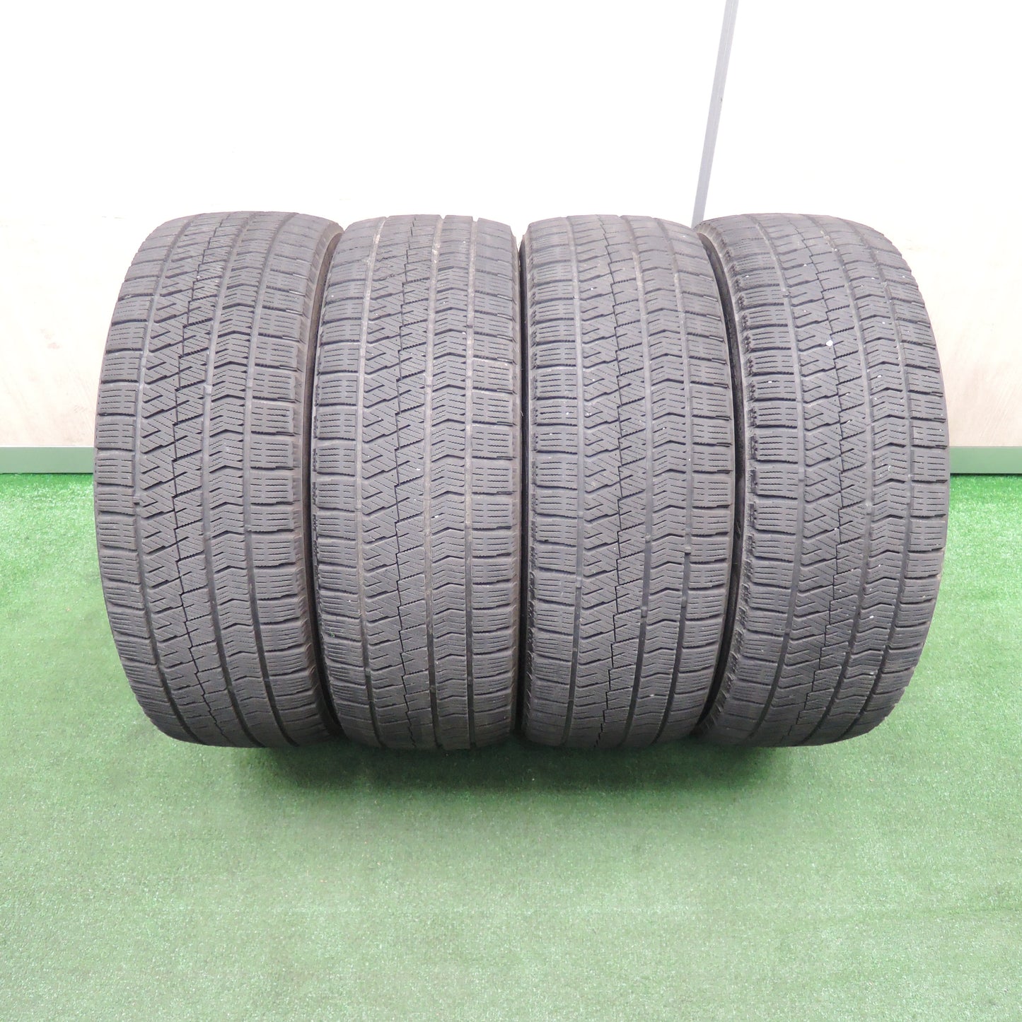 *送料無料*4本価格★スタッドレス 225/45R18 ブリヂストン ブリザック VRX2 SCHNEIDER シュナイダー 18インチ PCD114.3/5H★3120116TNス