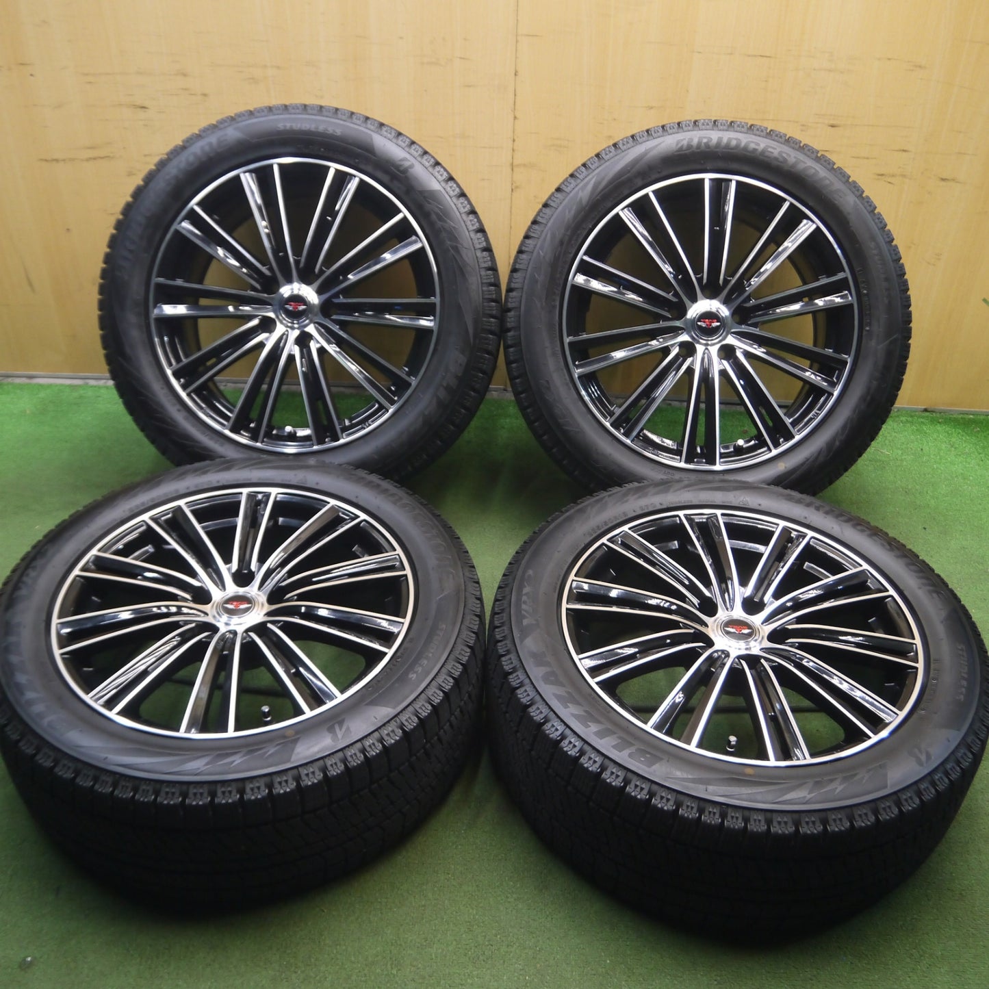 *送料無料* バリ溝！キレイ！9.5分★スタッドレス 235/50R18 ブリヂストン ブリザック VRX2 TEAD テッド 18インチ PCD114.3/5H★4021419Hス