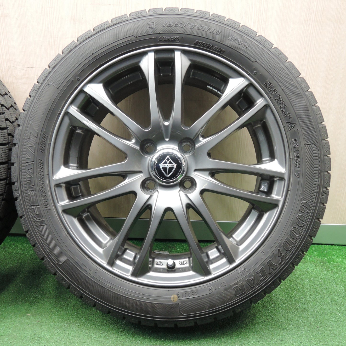 *送料無料* バリ溝！21年！キレイ！8.5分★スタッドレス 185/55R16 グッドイヤー アイスナビ7 VELVA ヴェルヴァ 16インチ PCD100/4H★4021613NJス