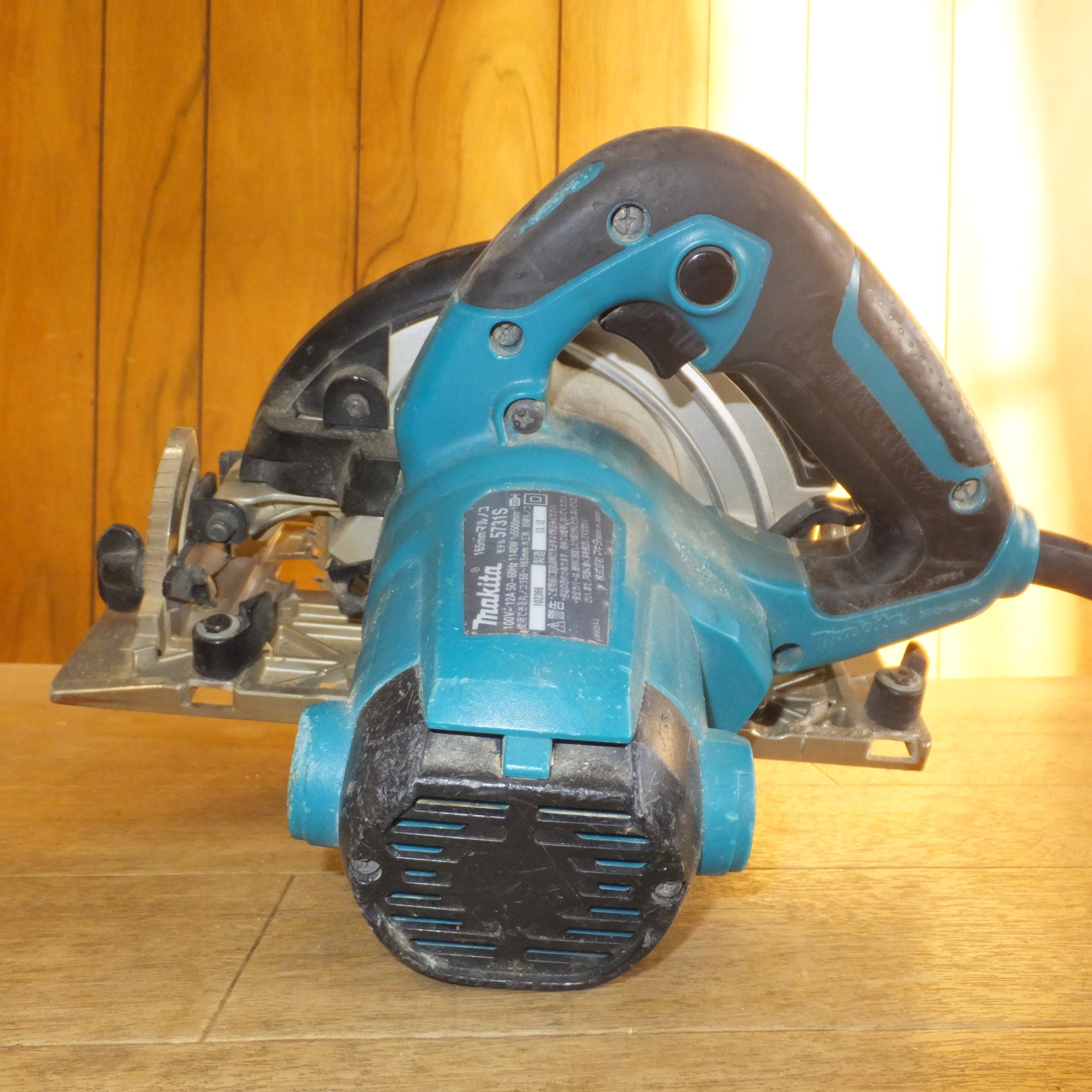 マキタ 厚切り電気マルノコ 5731S 165㎜ ホワイト 100V 12A makita 