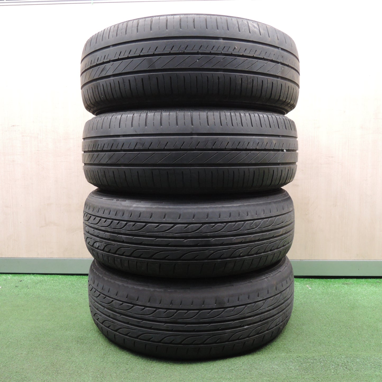 *送料無料* キレイ★トヨタ 80系 ノア ヴォクシー 純正 195/65R15 グッドイヤー DuraGrip ダンロップ EC202 PCD114.3/5H★4022307NJノ