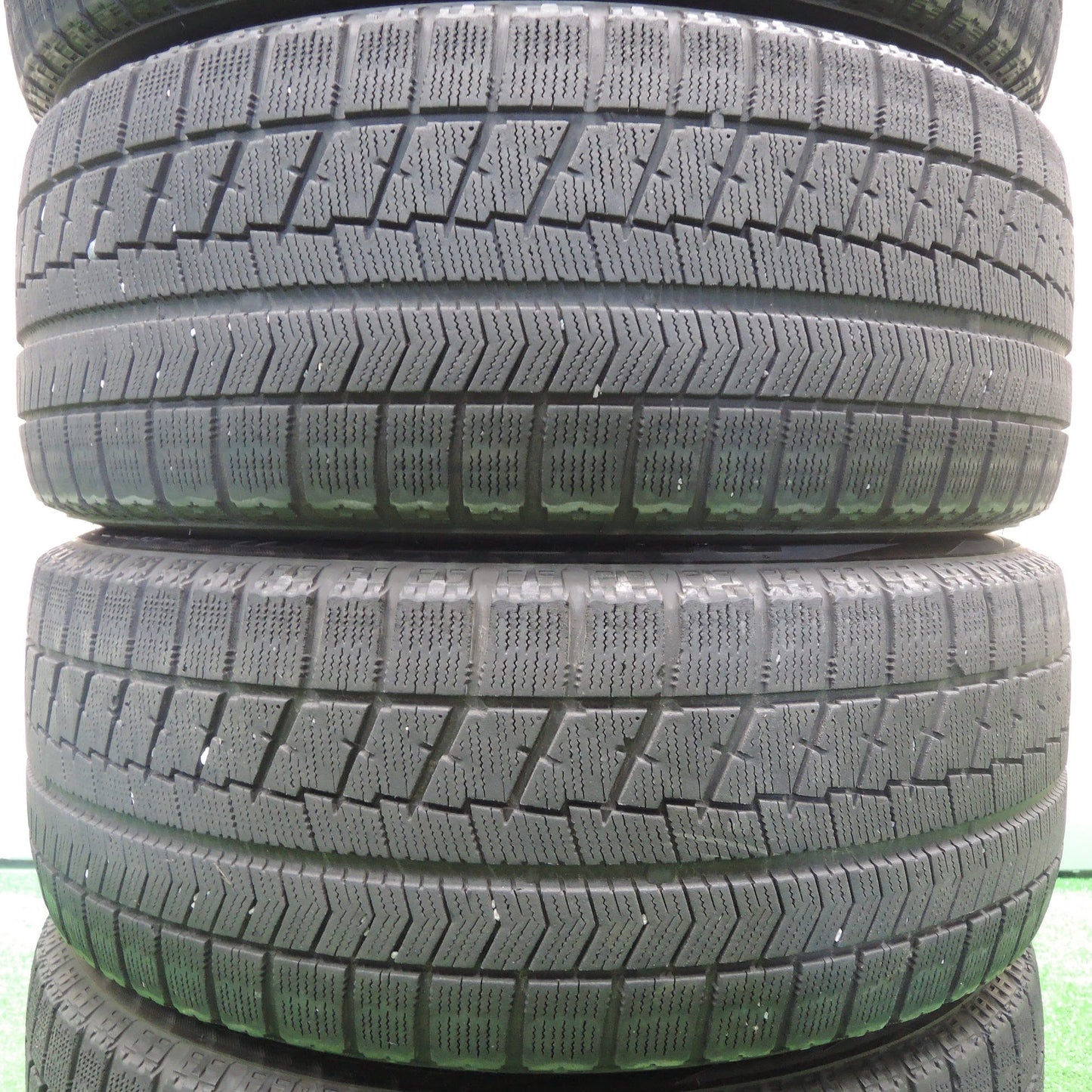 [送料無料]キレイ★ベンツ 等 AGA TAS 205/55R16 スタッドレス ブリヂストン ブリザック VRX 16インチ PCD112/5H★3081701NJス