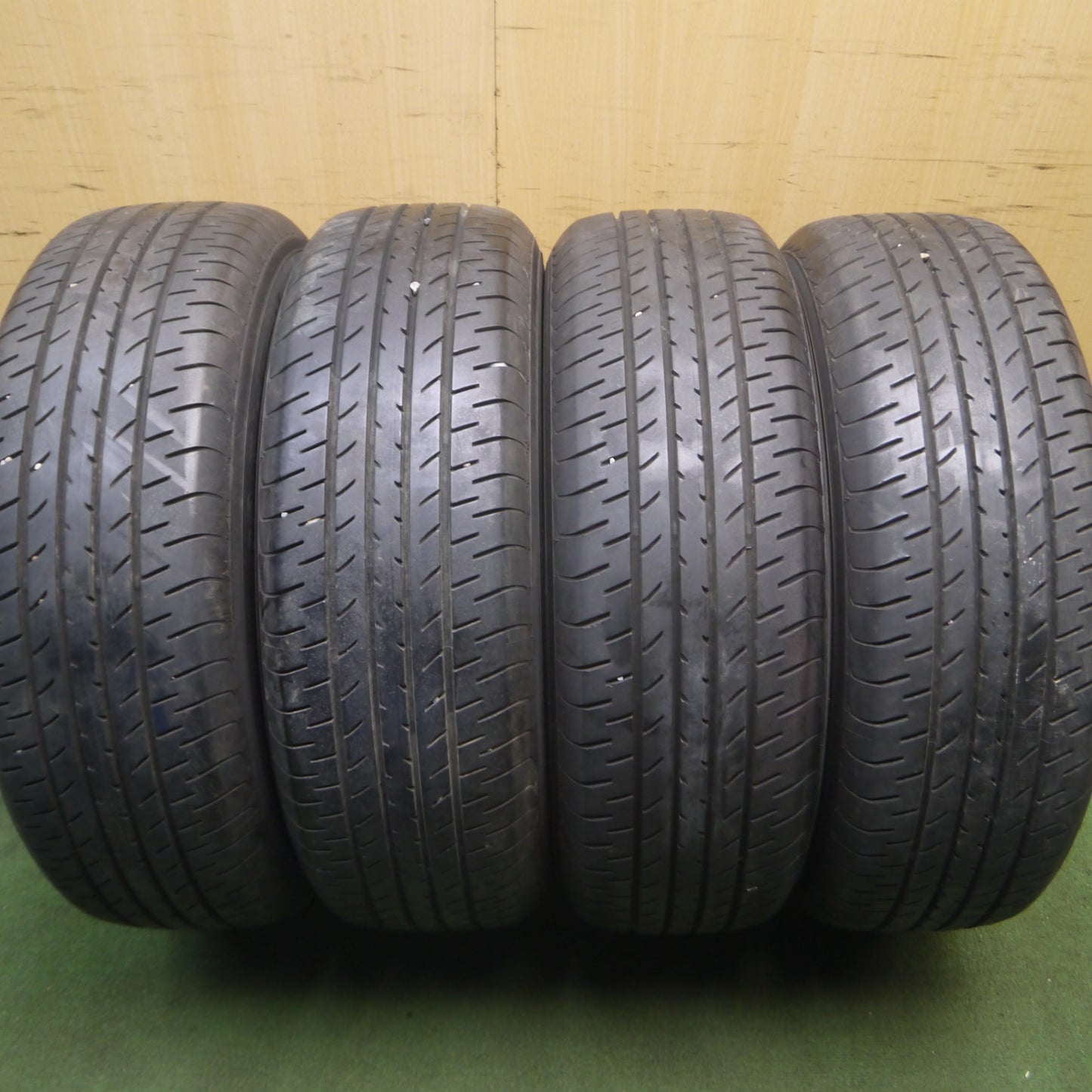 *送料無料* ほぼ新車外し！20年★トヨタ 30系 アルファード ヴェルファイア 純正 225/60R17 ヨコハマ ブルーアース E51 E51A PCD114.3/5H★4020904Hノ