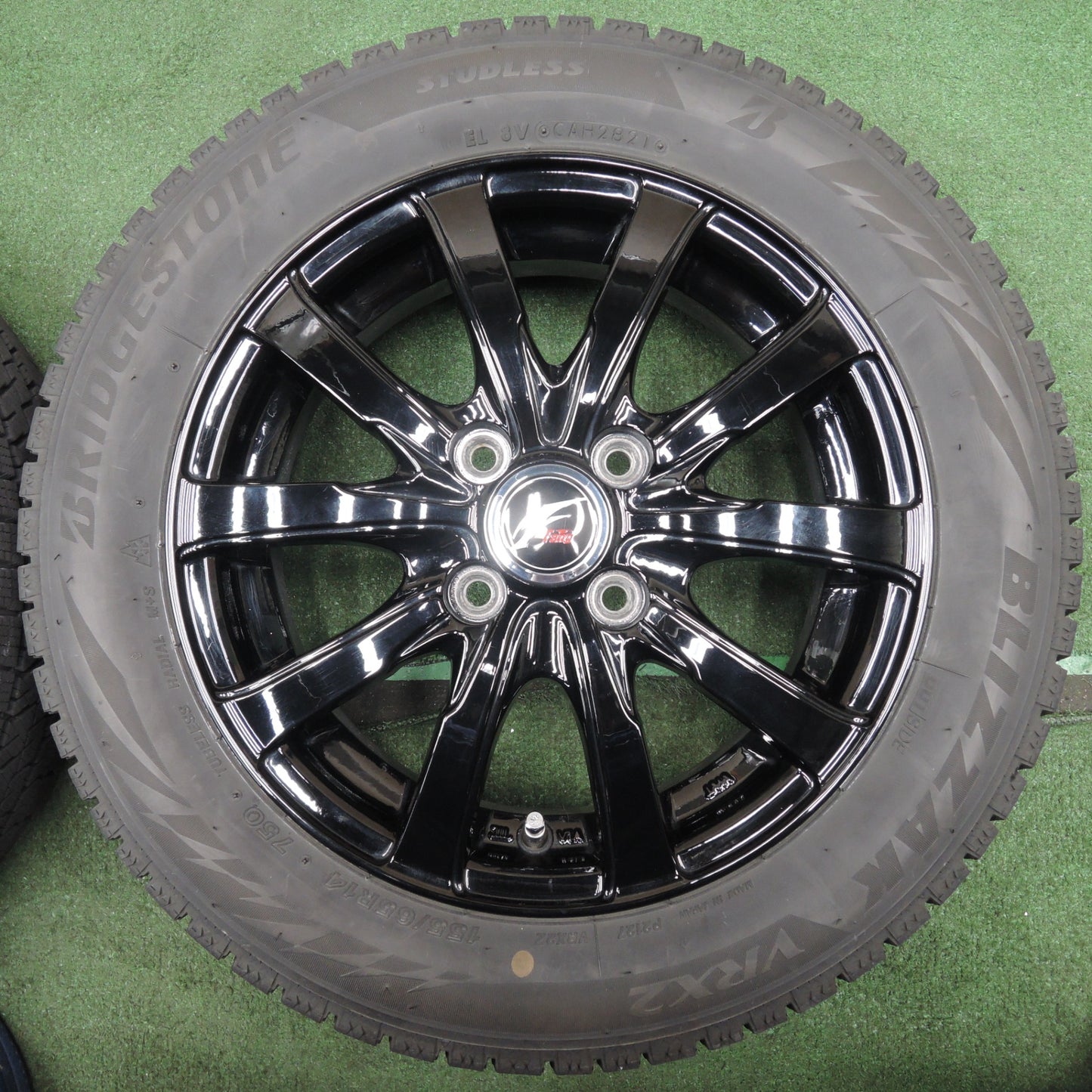 *送料無料* キレイ！21年★スタッドレス 155/65R14 ブリヂストン ブリザック VRX2 Fang ファング 14インチ PCD100/4H★4022908NJス