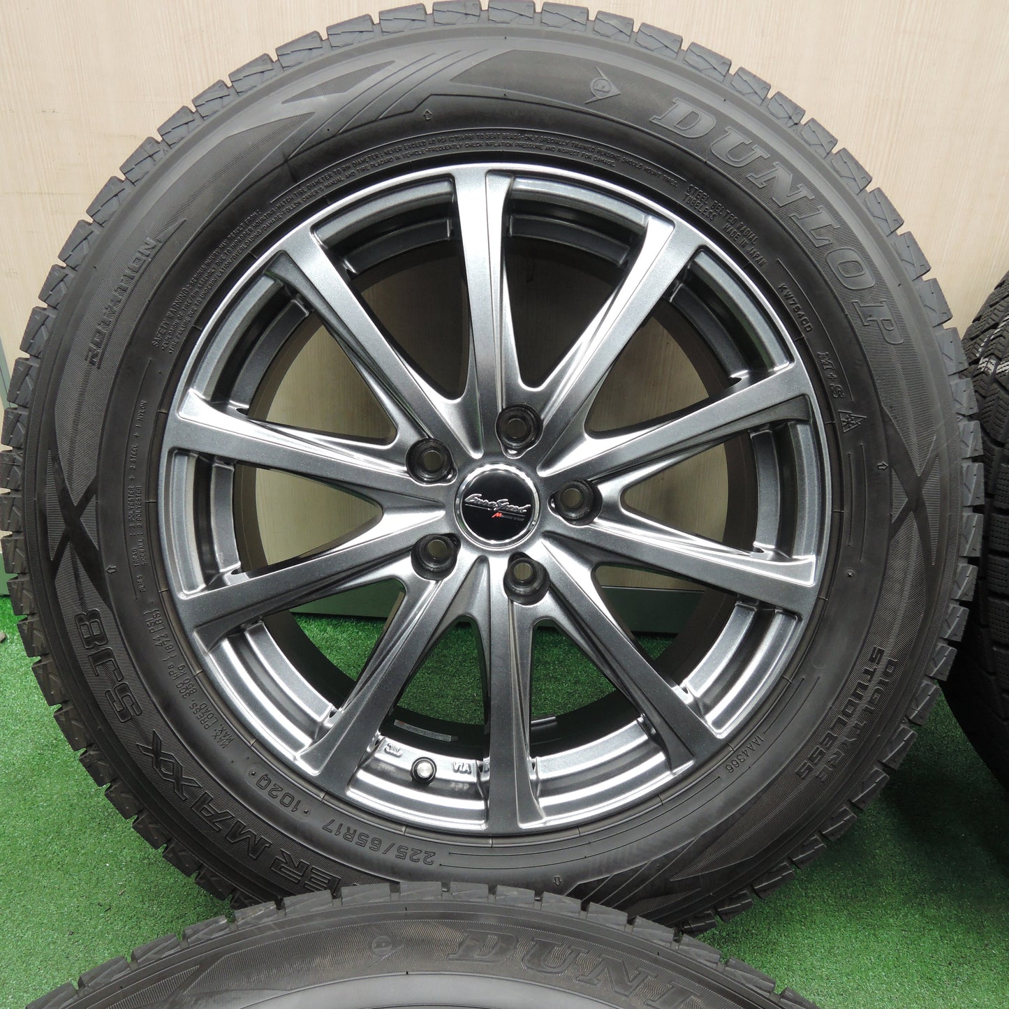 *送料無料*バリ溝！20年！キレイ！9.5分以上★スタッドレス 225/65R17 ダンロップ ウインターマックス SJ8 EuroSpeed MANARAY SPORT 17インチ PCD114.3/5H★3111509SYス