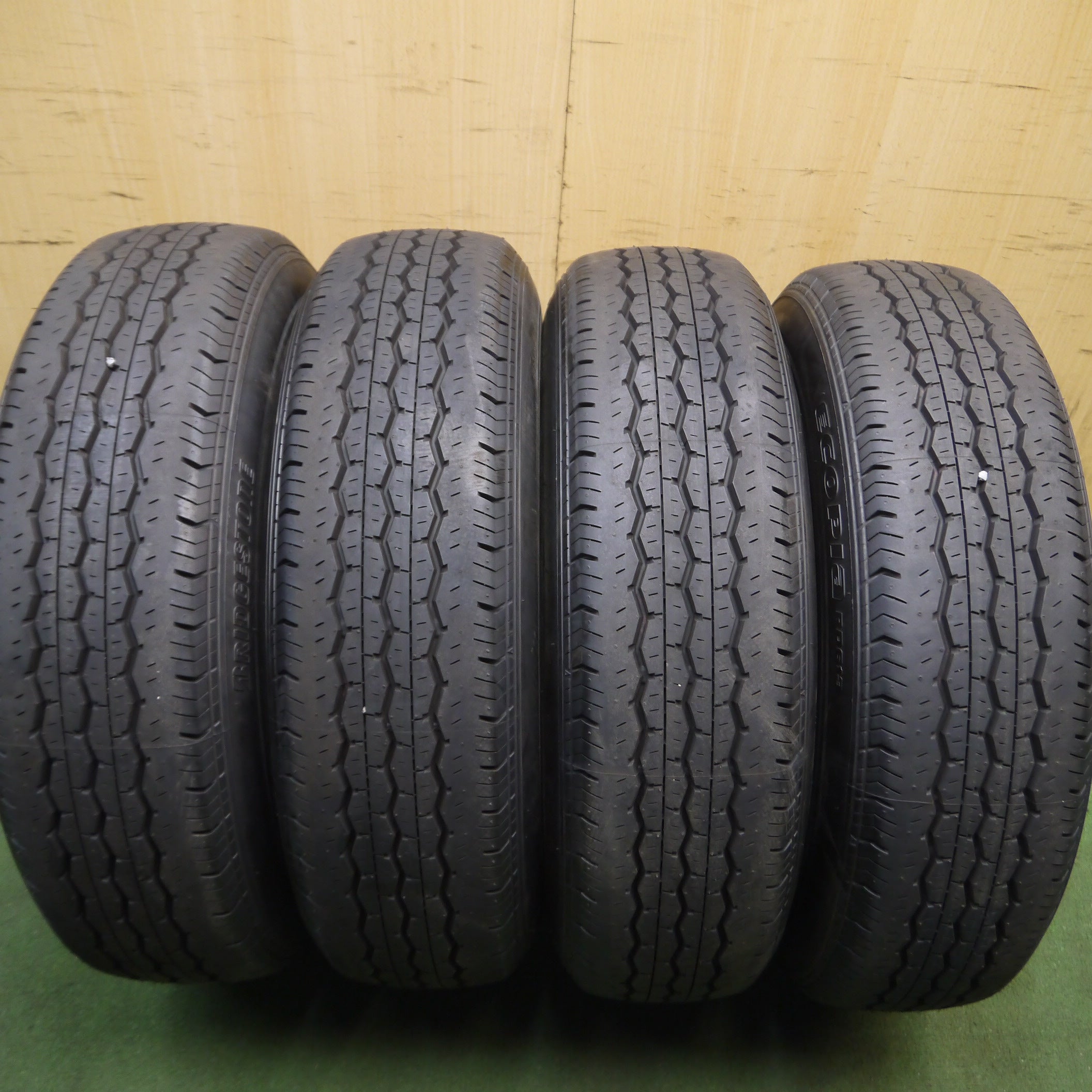 送料無料*新車外し！21年☆トヨタ ハイエース 純正 スチール 195/80R15 107/105N ブリヂストン エコピア RD613 |  名古屋/岐阜の中古カー用品・工具の買取/販売ならガレージゲット