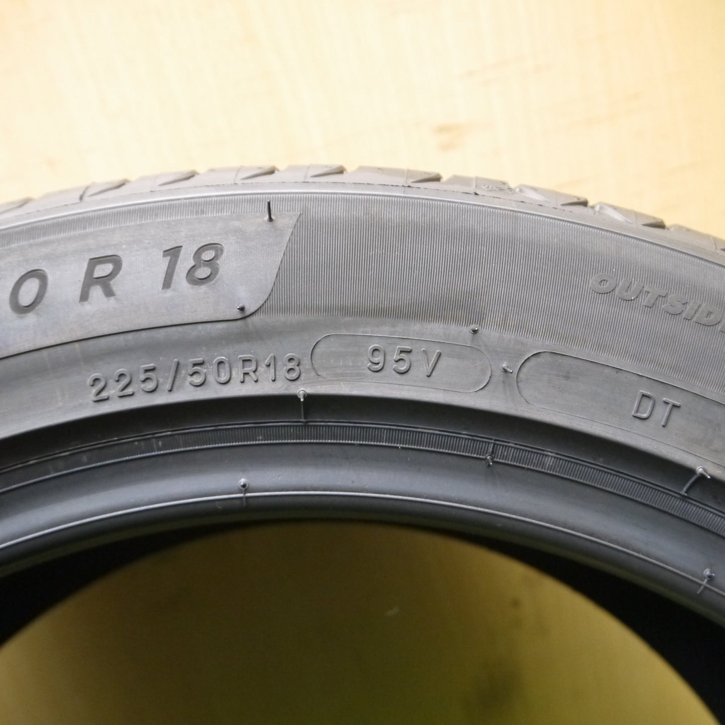 *送料無料*新車外し！23年★225/50R18 ミシュラン プライマシー4 タイヤ 18インチ C-HR エスティマ オデッセイ 等★3121502Hノタ