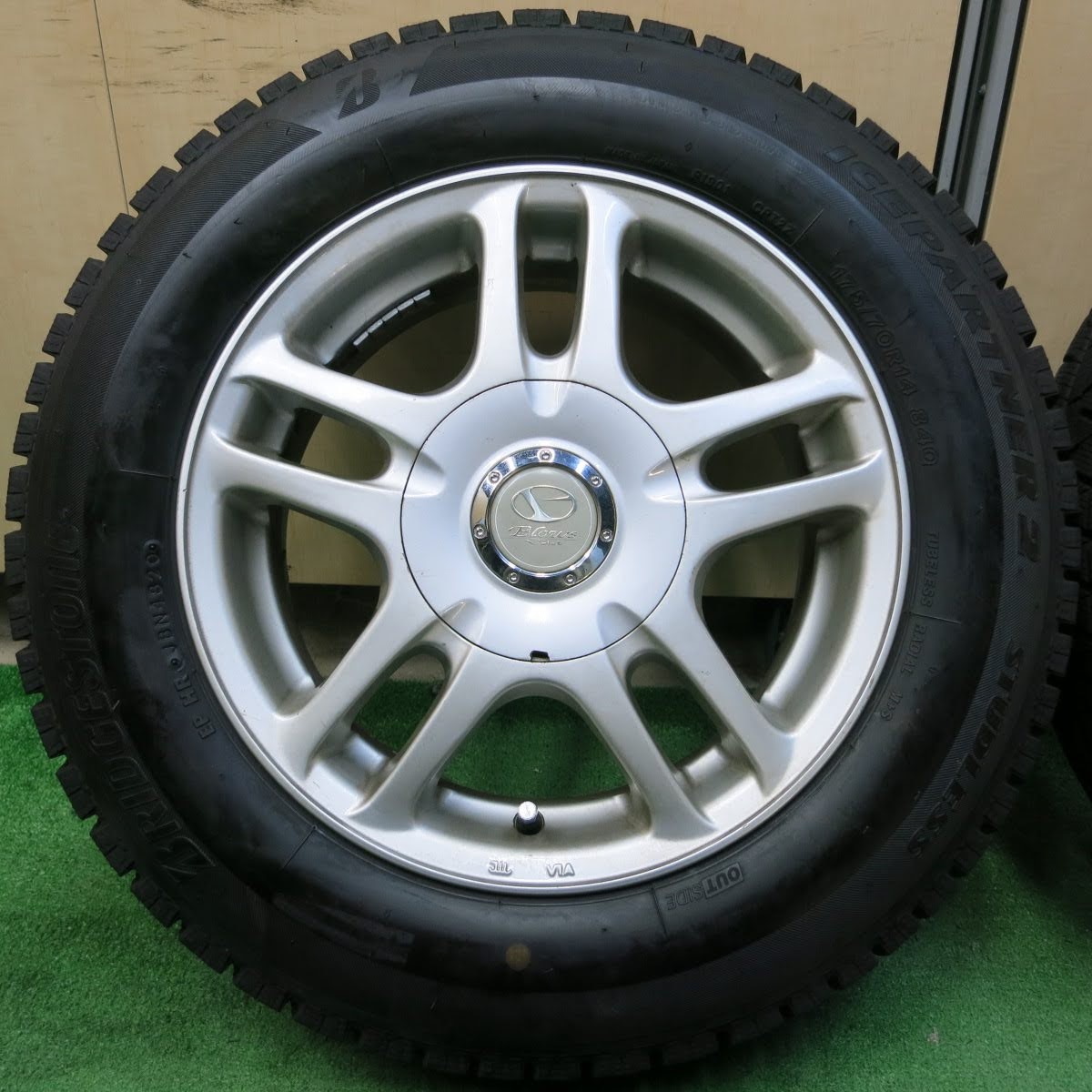 [送料無料]バリ溝！20年！ほぼ10分★スタッドレス 175/70R14 ブリヂストン アイスパートナー2 Blows Valet 14インチ PCD100 114.3/5H マルチ★3070704イス