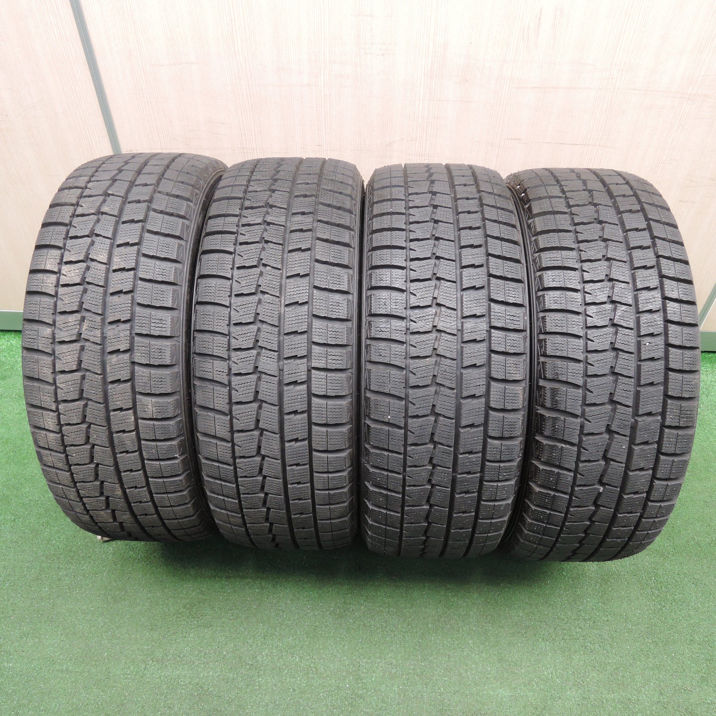 *送料無料*ほぼ未使用★ワーゲン等 SPORT TECHNIC 225/45R17 スタッドレス ダンロップ ウインターマックス WM01 スポーツテクニック PCD112/5H★3121309TNス