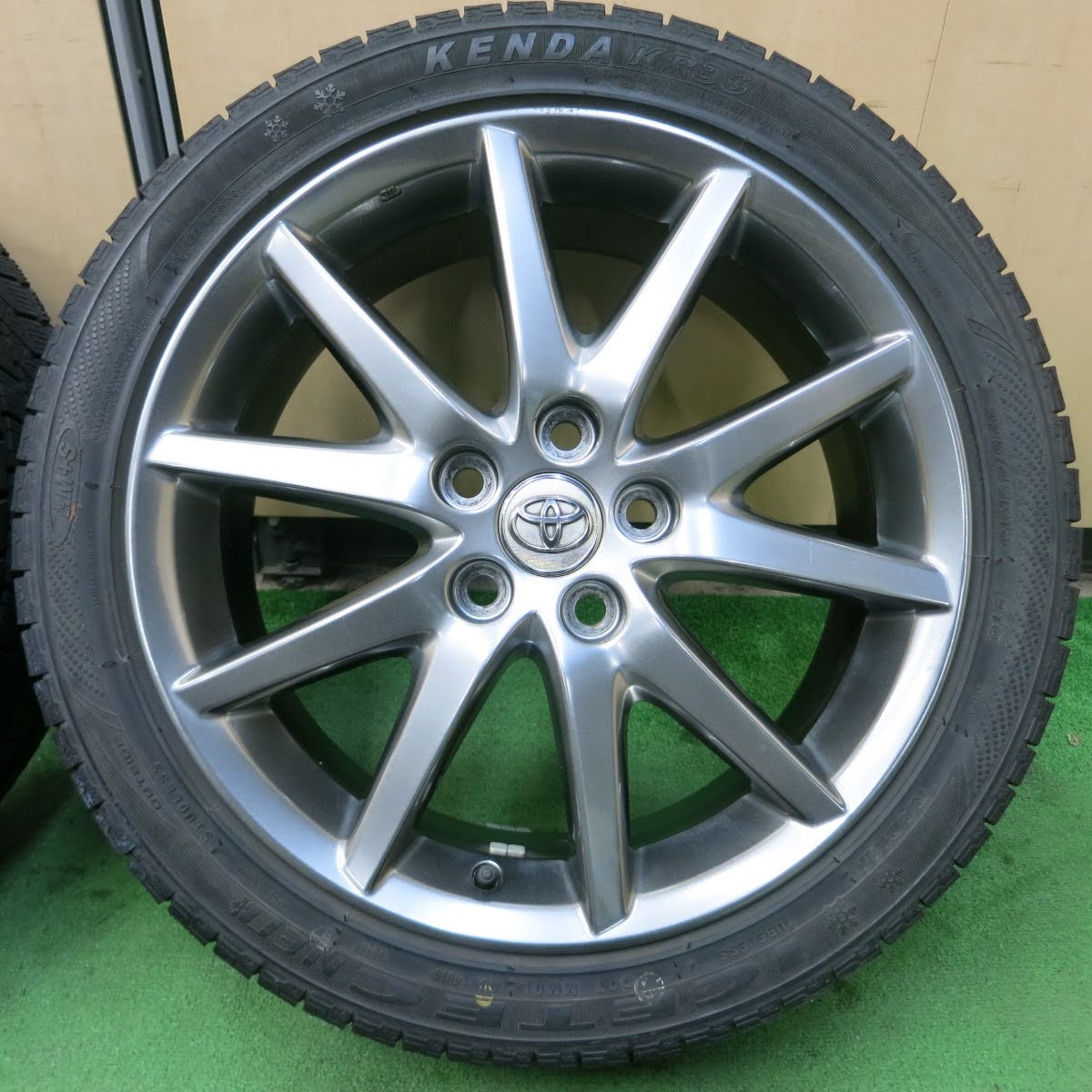 [送料無料]キレイ★トヨタ 50系 エスティマ 純正 225/45R18 スタッドレス ケンダ KR36 アイステック ネオ 18インチ PCD114.3/5H★3072405イス