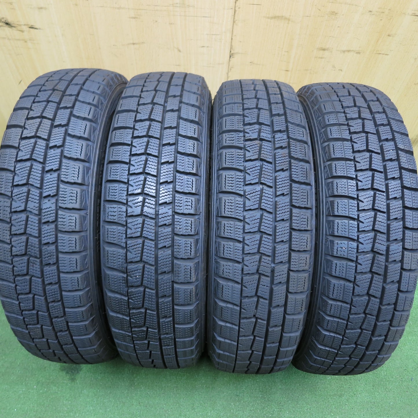 [送料無料]バリ溝！19年！キレイ！9.5分★スタッドレス 155/65R14 ダンロップ ウインターマックス WM01 VOLGA 社外 アルミ 14インチ PCD100/4H★3062307Hス