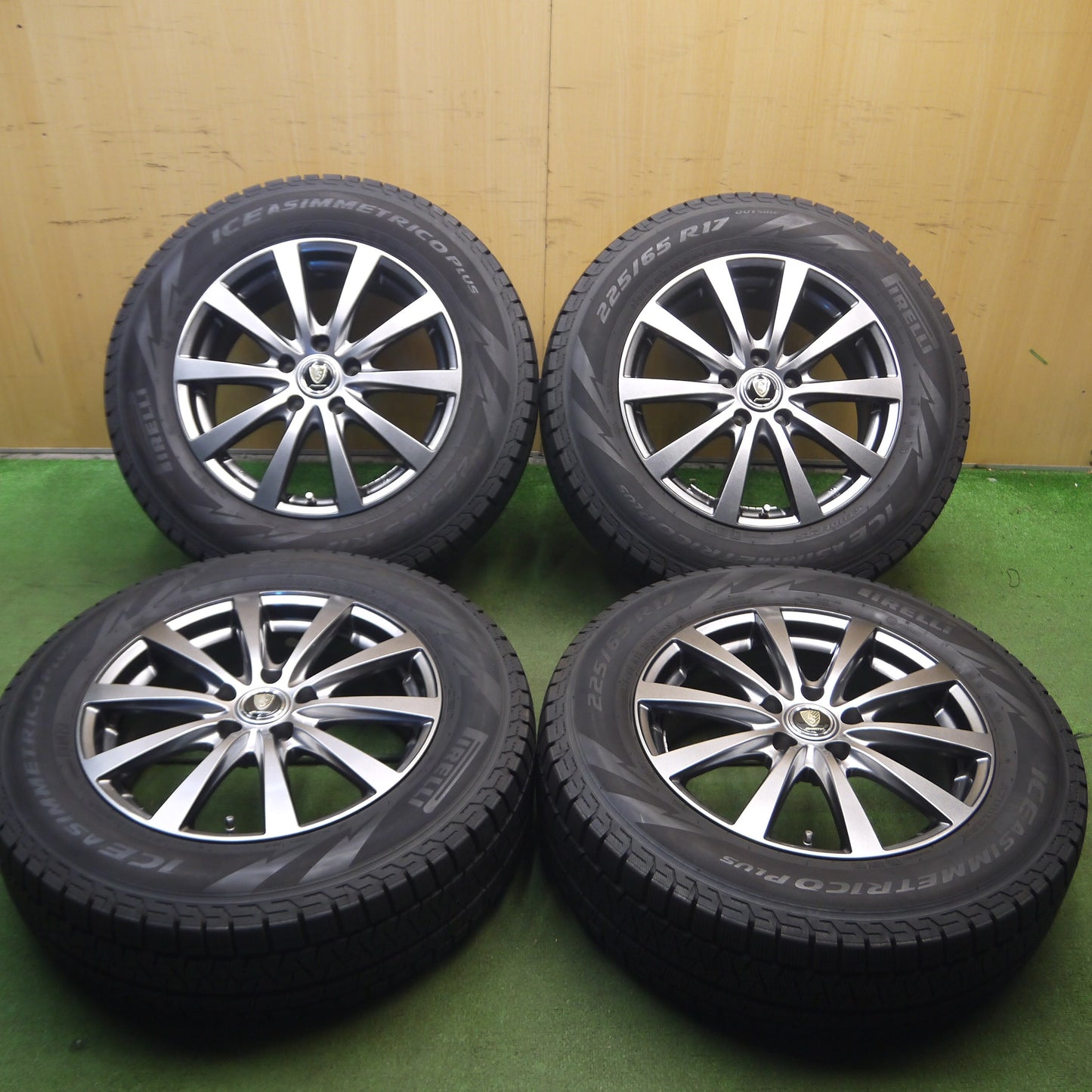 *送料無料*バリ溝！19年！キレイ！9.5分★スタッドレス 225/65R17 ピレリ アイスアシンメトリコ プラス MANARAY SPORT マナレイ 17インチ PCD114.3/5H★3120804Hス