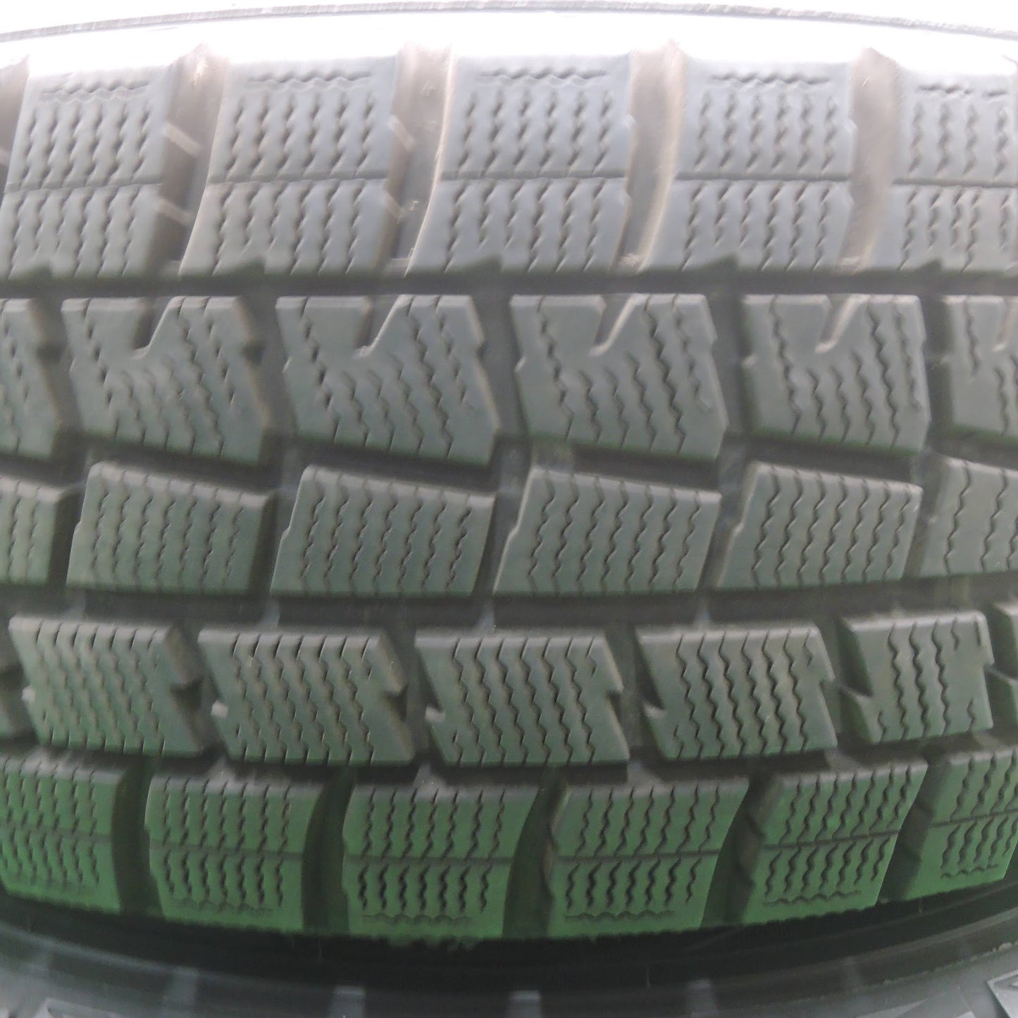 [送料無料]バリ溝！キレイ！9.5分★CLAW X-1 185/65R15 スタッドレス ダンロップ ウインターマックス WM01 15インチ PCD100/5H★3071201SYス