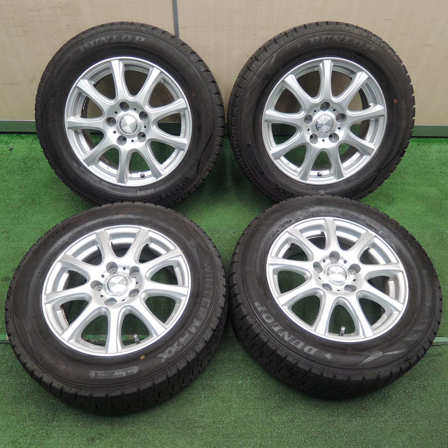 *送料無料*バリ溝！19年！キレイ！9分★スタッドレス 195/65R15 ダンロップ ウインターマックス WM02 DUFACT デュファクト 15インチ PCD114.3/5H★3112803NJス