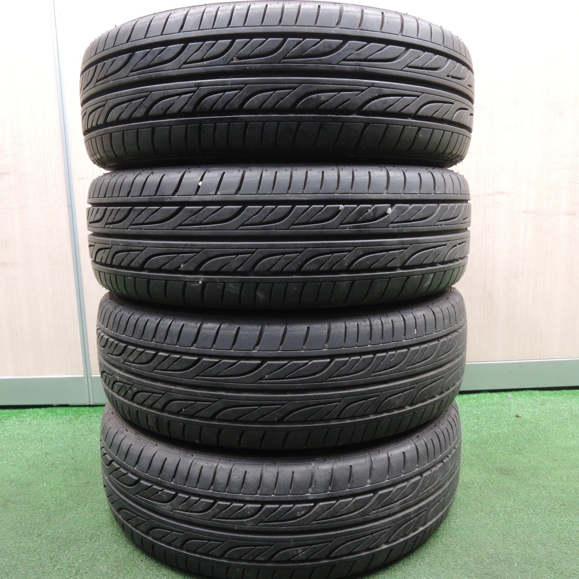 送料無料* バリ溝！9分☆S-HOLD 165/50R15 グッドイヤー イーグル LS2000 hybrid2 15インチ PCD100 |  名古屋/岐阜の中古カー用品・工具の買取/販売ならガレージゲット