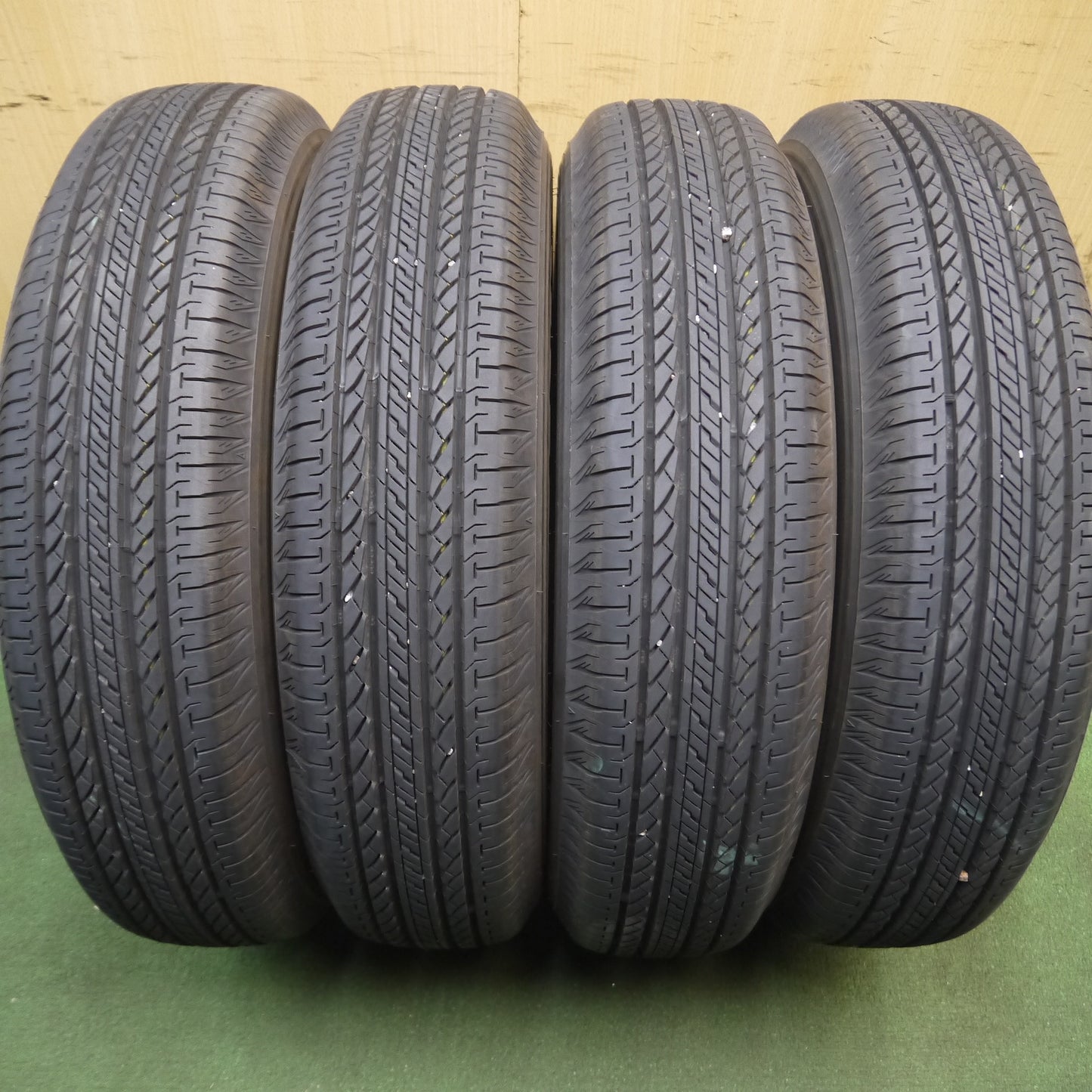 *送料無料*バリ溝！23年！9.5分★ジムニー 等 175/80R16 ブリヂストン デューラー H/L 852 タイヤ 16インチ★3121906Hノタ