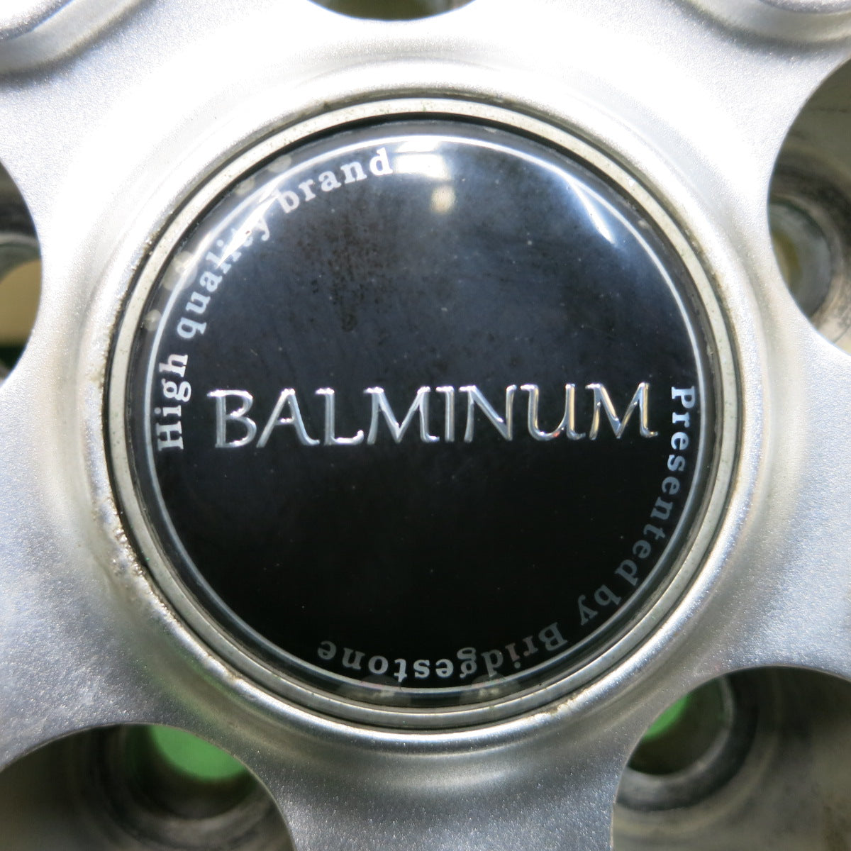 *送料無料*バリ溝！20年！キレイ！9.5分以上★スタッドレス 215/60R16 トーヨー ウインター トランパス TX BALMINUM バルミナ 16インチ PCD114.3/5H★3122505イス