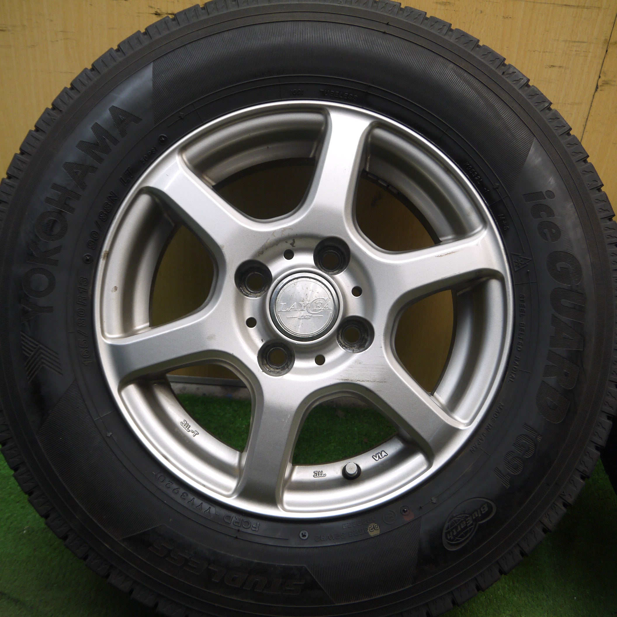 送料無料*バリ溝！20年！9.5分☆スタッドレス 165/80R13 90/88N ヨコハマ アイスガード iG91 LAYCEA -02 |  名古屋/岐阜の中古カー用品・工具の買取/販売ならガレージゲット