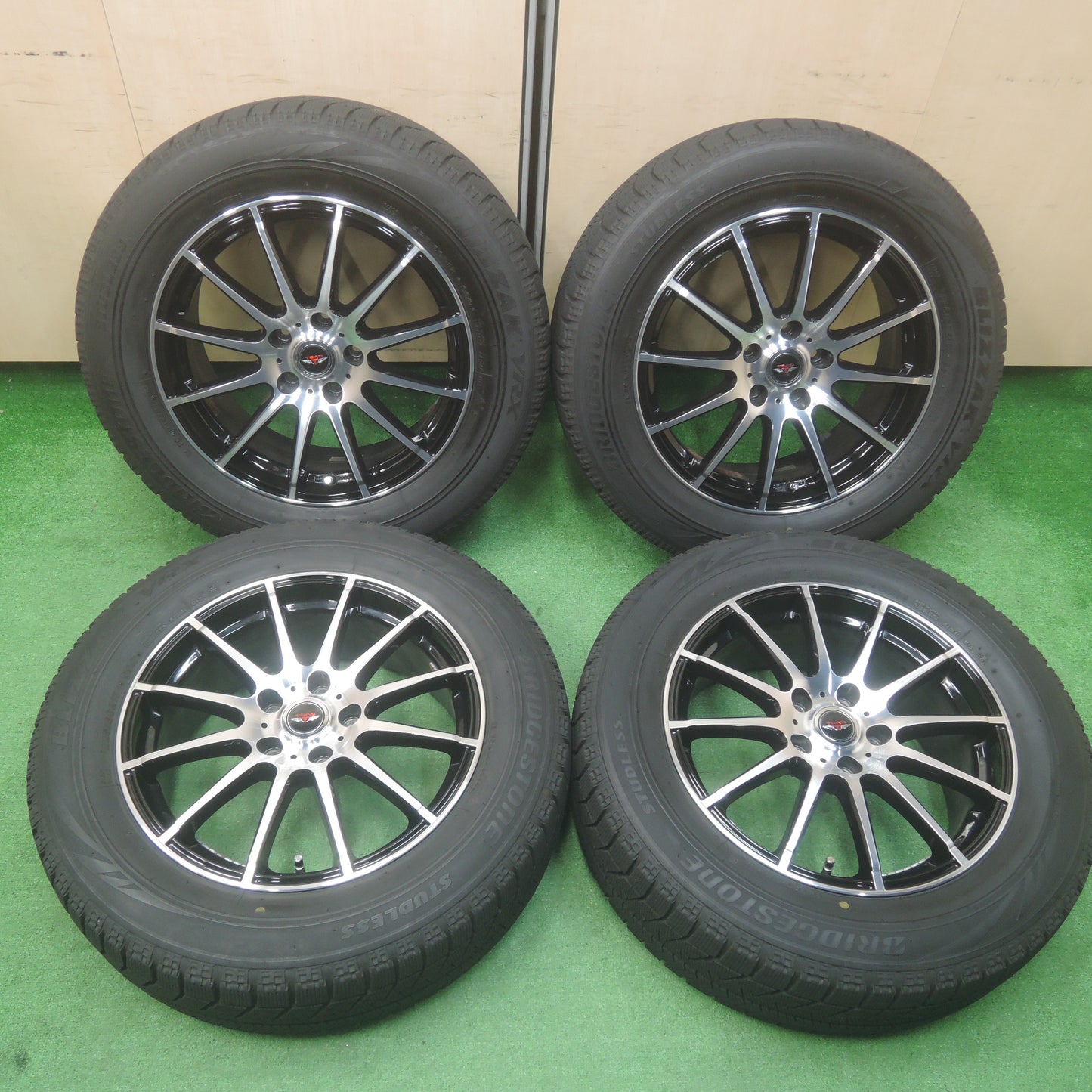 *送料無料*キレイ！19年★スタッドレス 225/60R17 ブリヂストン ブリザック VRX TEAD テッド 17インチ PCD114.3/5H★3120607SYス