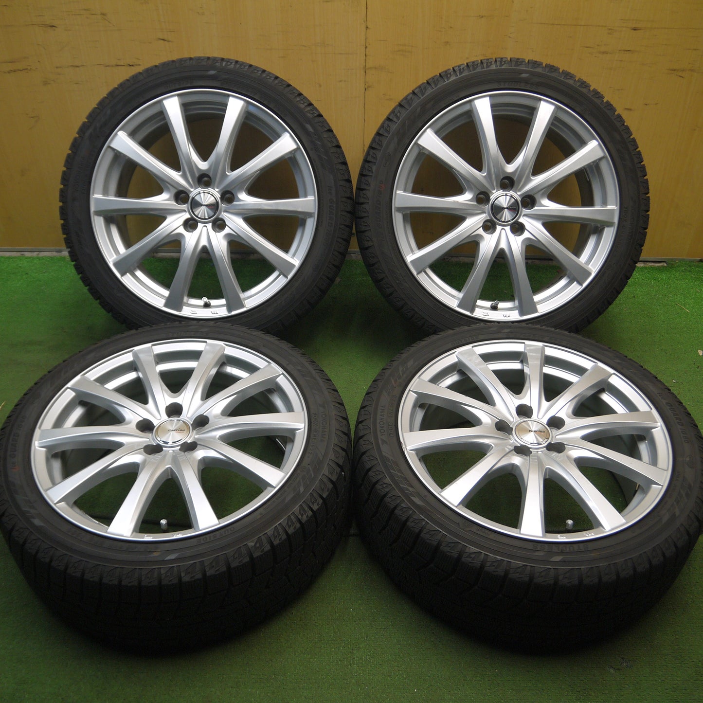 *送料無料*バリ溝！22年！キレイ！ほぼ10分★プリウス 86 BRZ等 215/45R17 スタッドレス ヨコハマ アイスガード iG60 ravrion RS01 ラブリオン PCD100/5H★4012210Hス