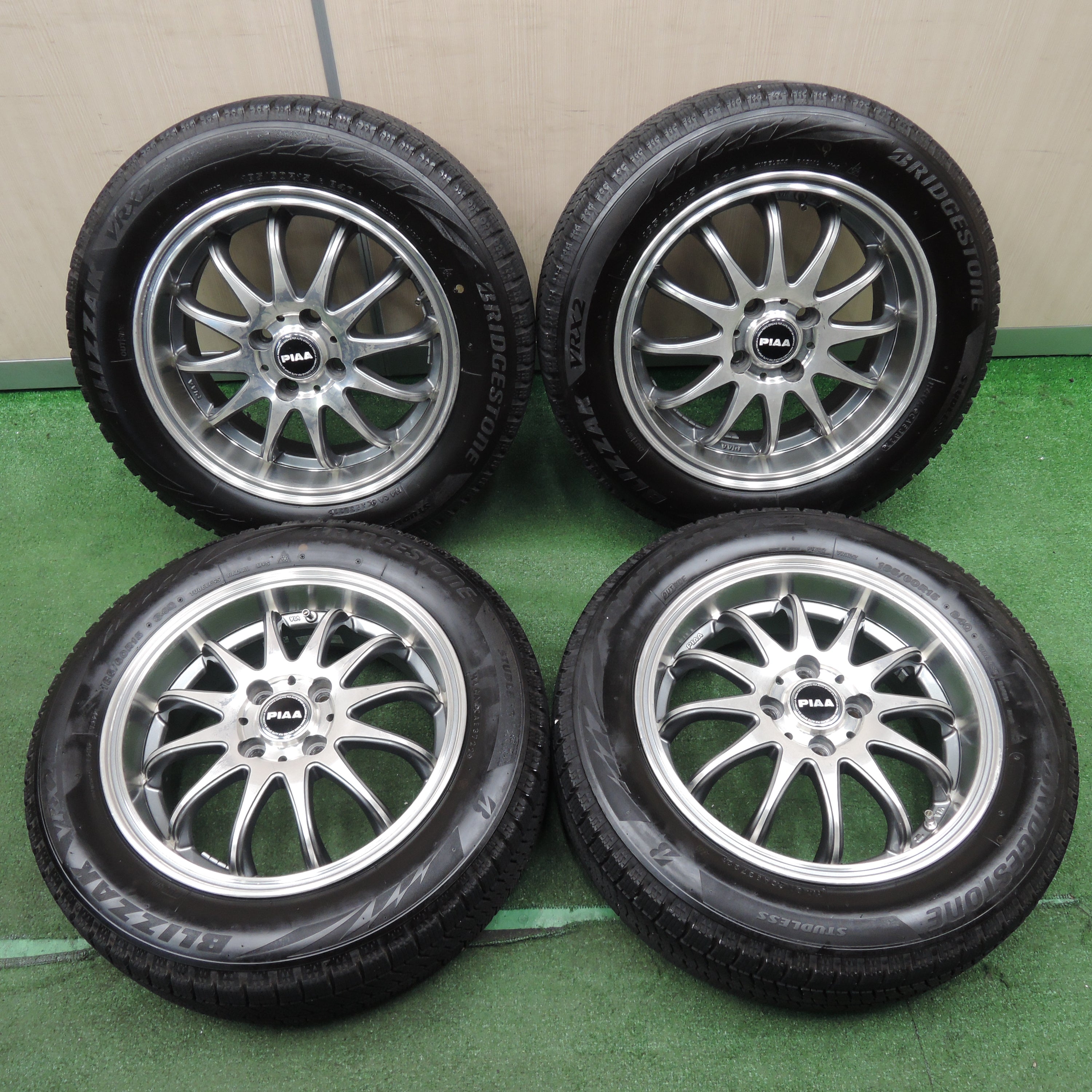 送料無料*バリ溝！22年！9.5分☆スタッドレス 185/60R15 ブリヂストン ブリザック VRX2 PIAA ヴィクトリア D-75 |  名古屋/岐阜の中古カー用品・工具の買取/販売ならガレージゲット