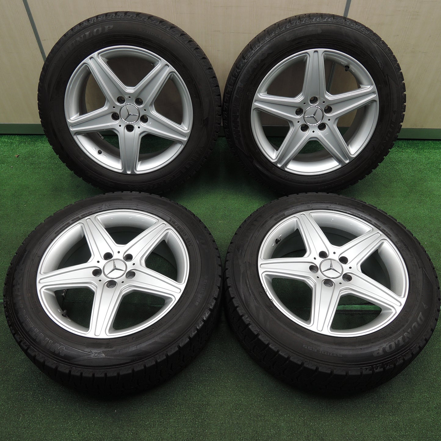 *送料無料*バリ溝！キレイ！9.5分★ベンツ等 AGA 215/60R17 スタッドレス ダンロップ ウインターマックス WM02 17インチ PCD112/5H★3121806TNス