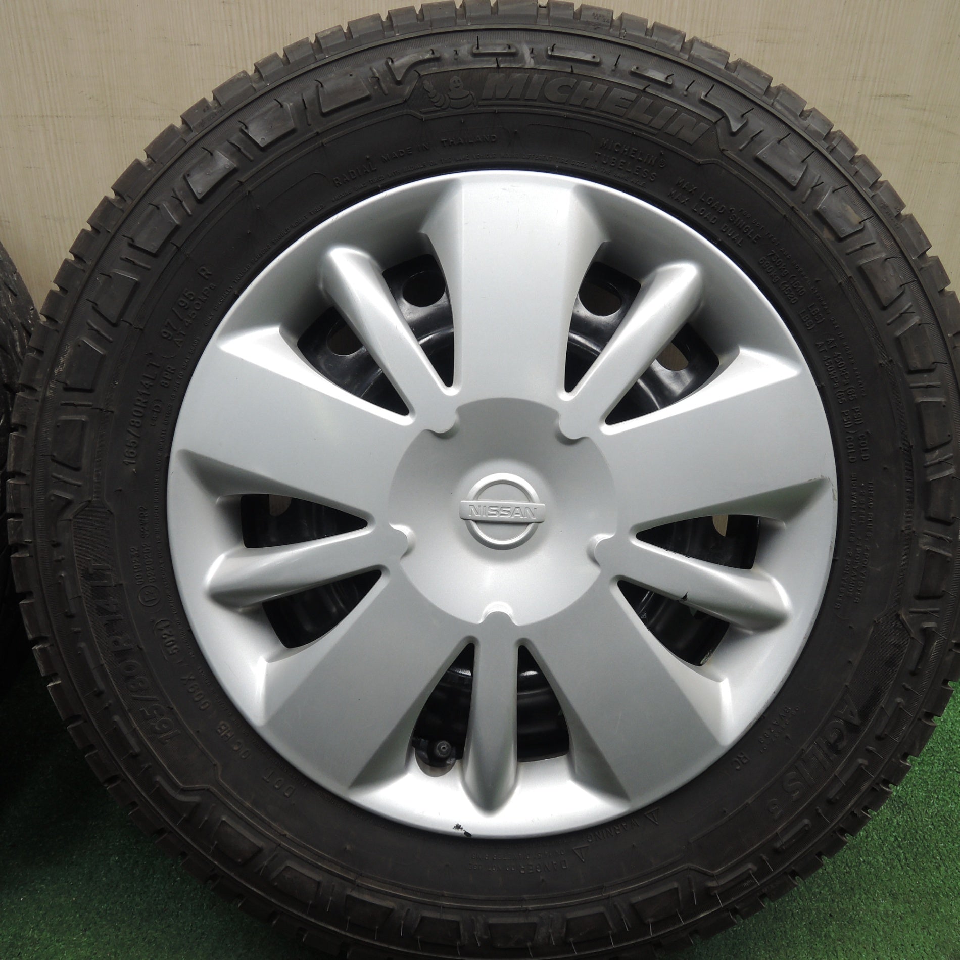 送料無料* バリ溝！21年！9分☆日産 バネット 純正 スチール 165/80R14 165R14 ミシュラン アジリス3 ヨコハマ JO |  名古屋/岐阜の中古カー用品・工具の買取/販売ならガレージゲット