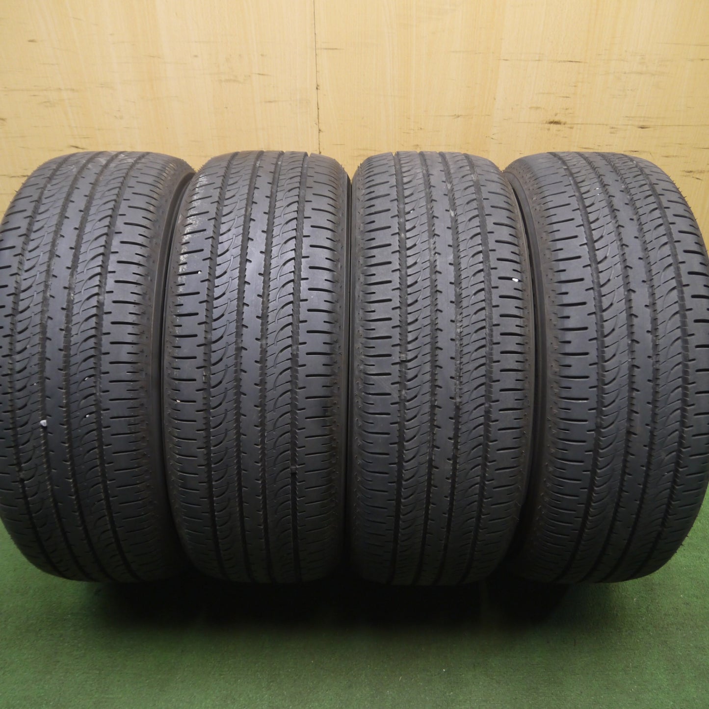 *送料無料* 新車外し！22年★225/55R18 ヨコハマ ジオランダー SUV G055 G055E タイヤ 18インチ デリカD5 アウトランダー等★4022713Hノタ