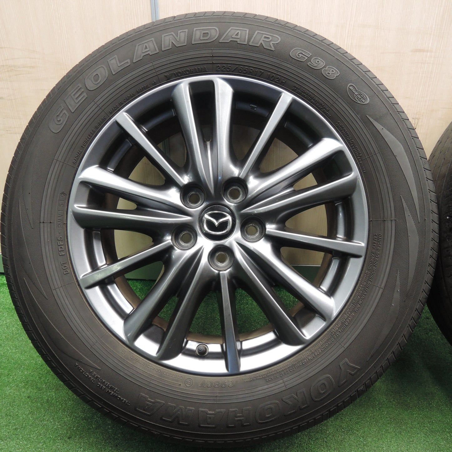 *送料無料*キレイ！19年★マツダ CX-5 CX-8 純正 225/65R17 ヨコハマ ジオランダー G98 17インチ PCD114.3/5H★3111303NJノ