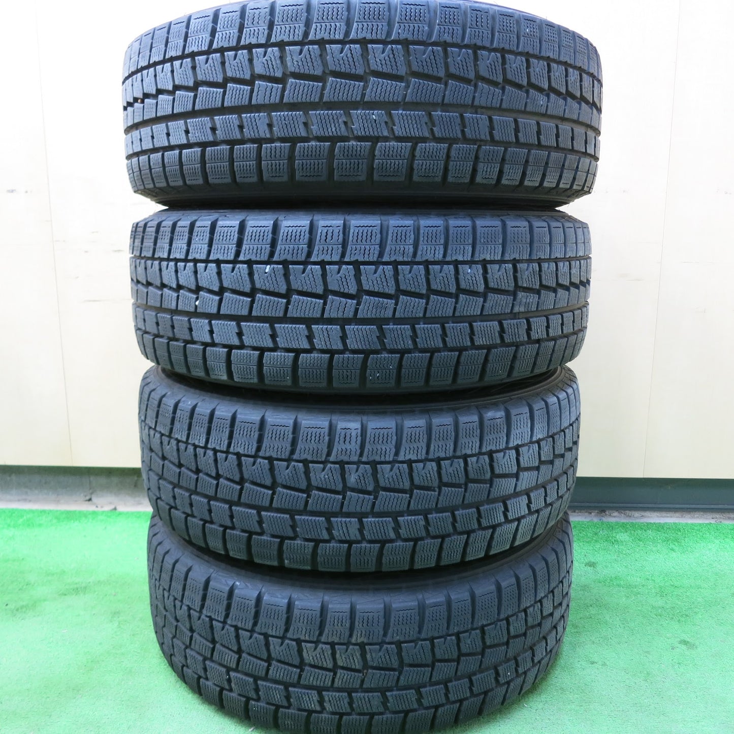 [送料無料]バリ溝！キレイ！9.5分★スタッドレス 205/60R16 ダンロップ ウインターマックス WM01 LCZ 社外 アルミ 16インチ PCD114.3/5H★3072801ヒス