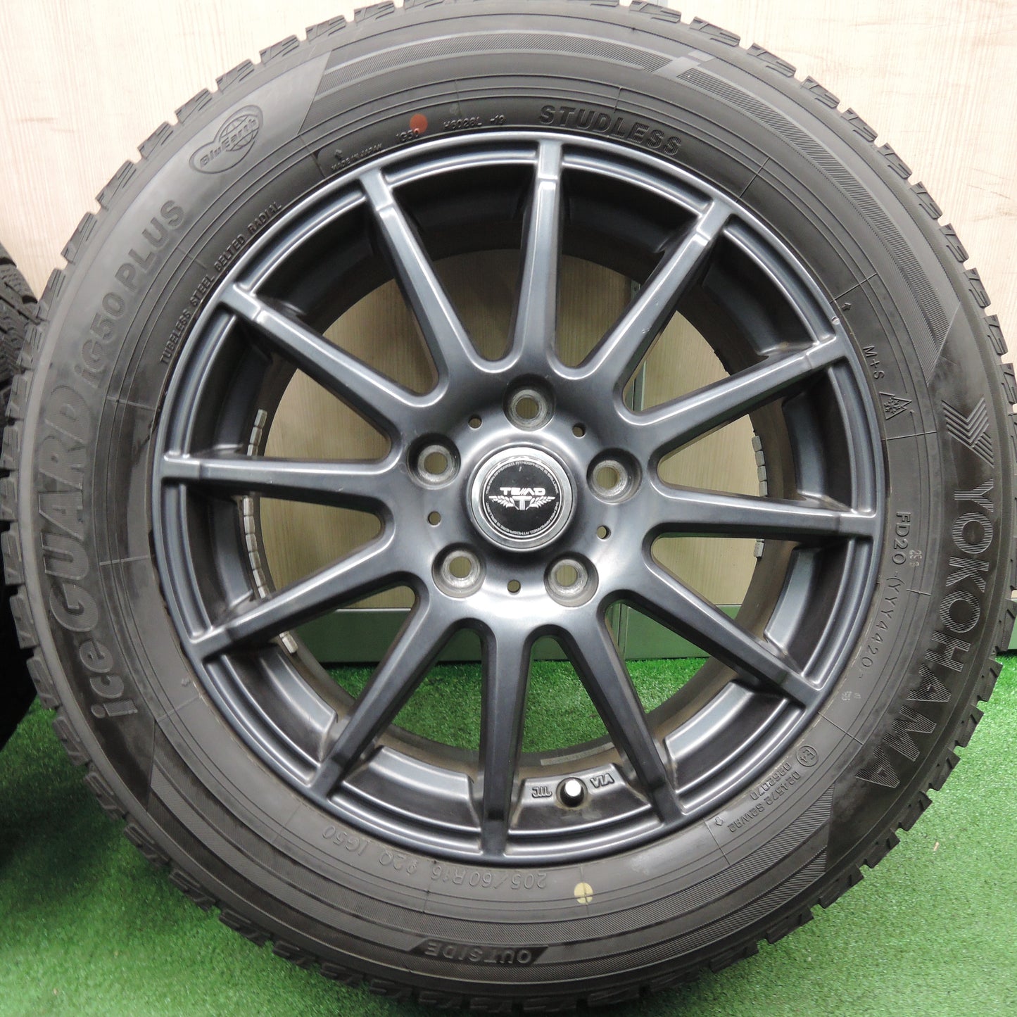 *送料無料*バリ溝！20年！ほぼ10分★スタッドレス 205/60R16 ヨコハマ アイスガード iG50 プラス TEAD テッド 16インチ PCD114.3/5H★3112306HAス