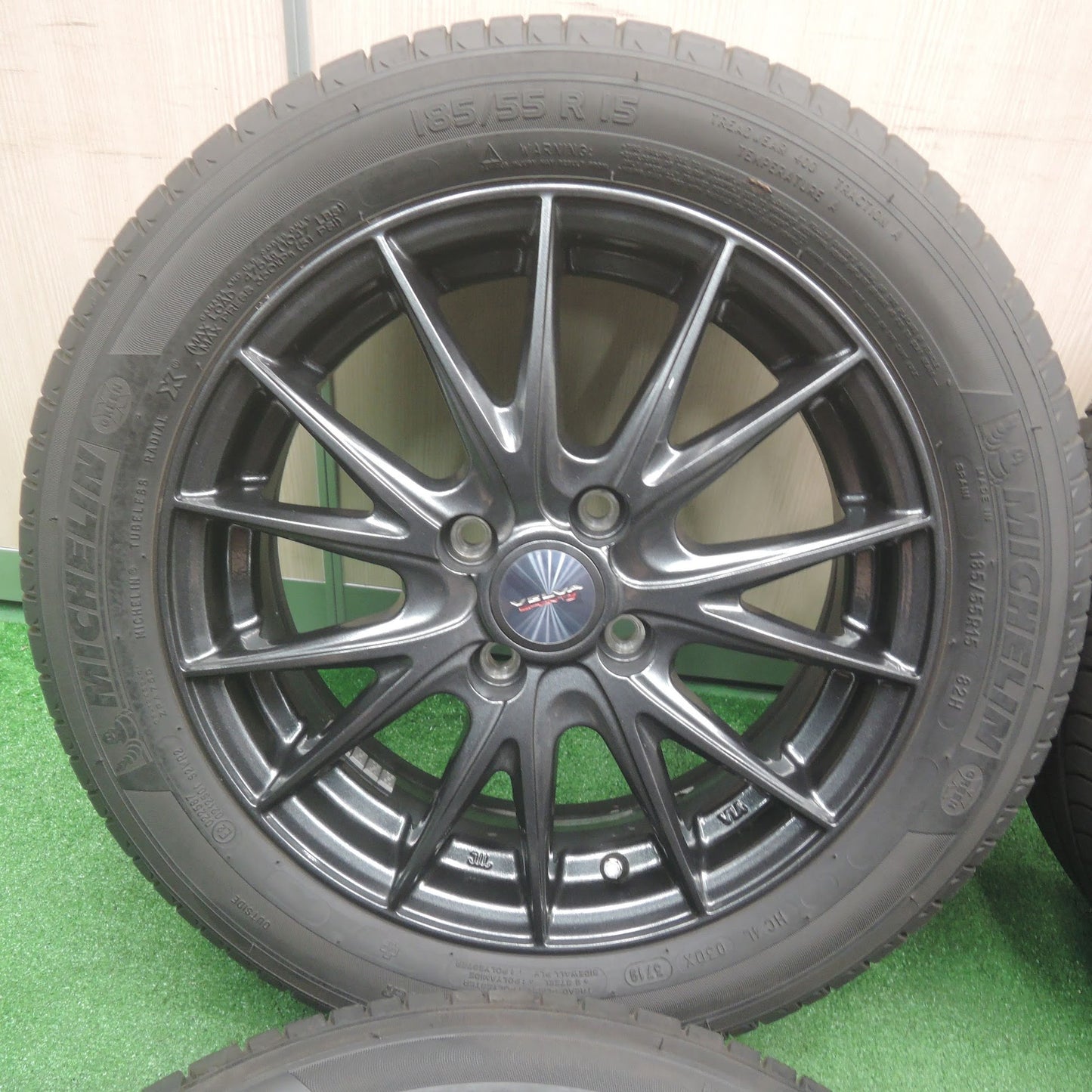 [送料無料]バリ溝！19年！キレイ！9.5分★185/55R15 ミシュラン エナジー セイバー VELVA SPORTZ weds ヴェルヴァ 15インチ PCD100/4H★3102409SYノ