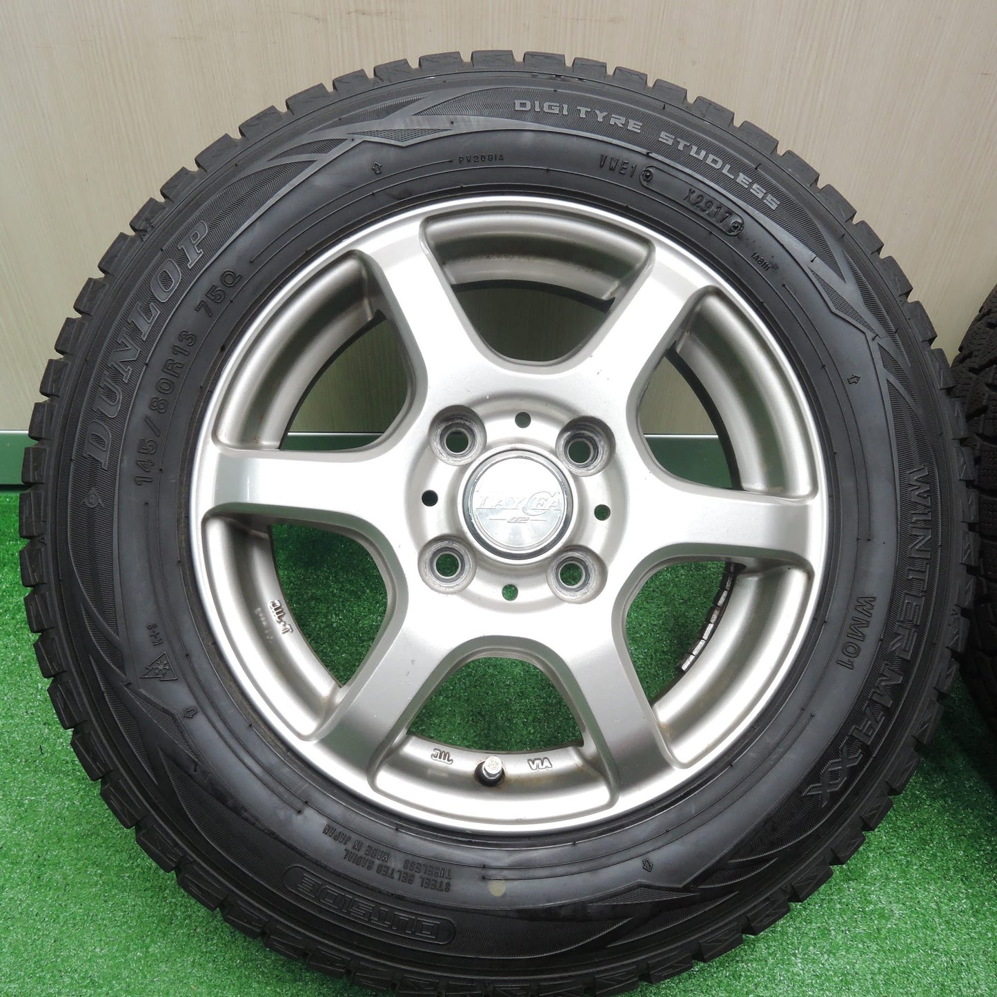 [送料無料]4本価格★スタッドレス 145/80R13 LAYCEA -02- ダンロップ ウインターマックス WM01 レイシア 13インチ PCD100/4H★3081001NJス