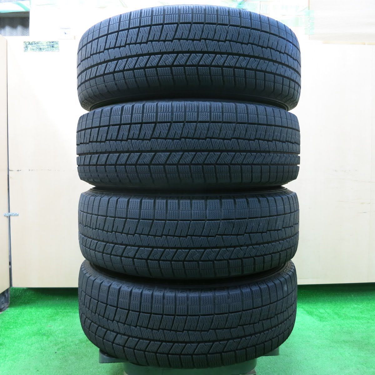 [送料無料]バリ溝！20年！キレイ！8.5分★スタッドレス 195/65R15 ダンロップ ウインターマックス03 AIRNOVA PCD114.3/5H★3112702イス