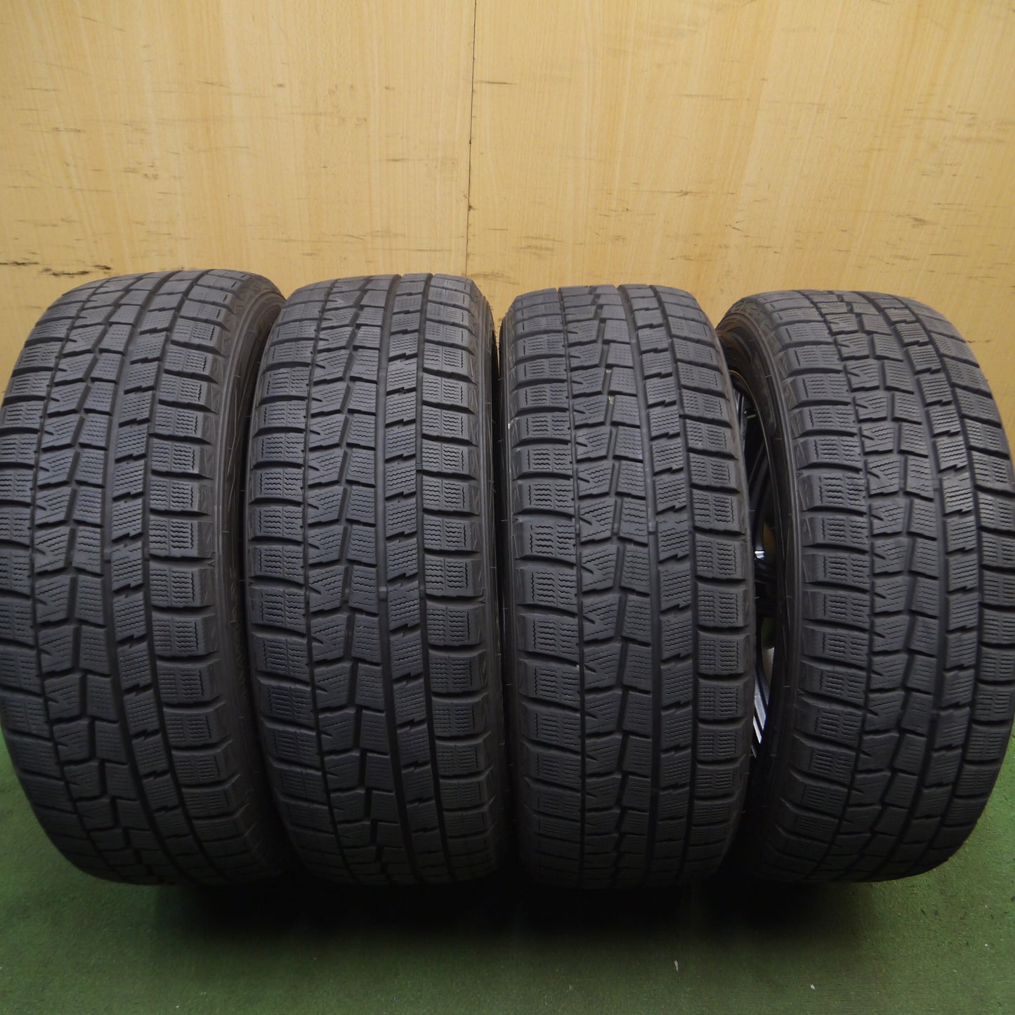 *送料無料*バリ溝！キレイ！9.5分★スタッドレス 215/50R17 ダンロップ ウインターマックス WM01 ZACK JP-818 MONZA 17インチ PCD114.3/5H★3102711Hス