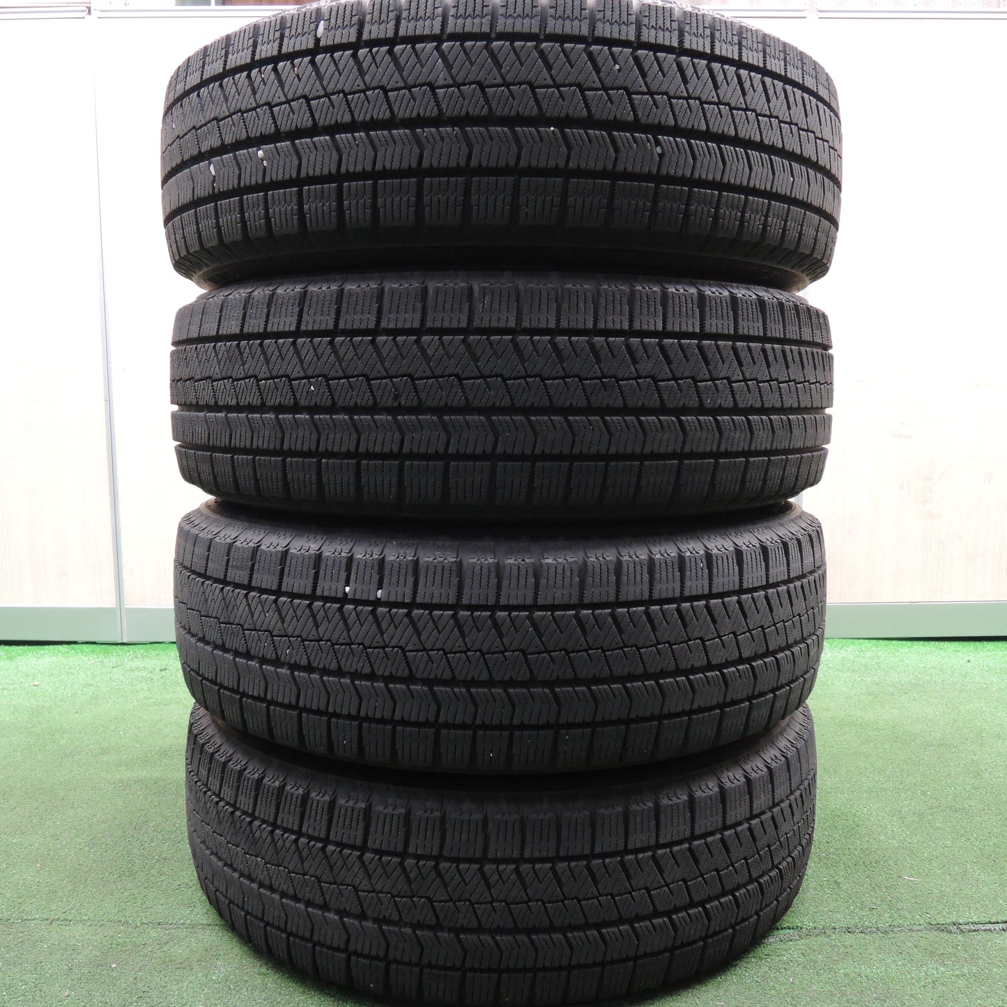 *送料無料*バリ溝！8.5分★スタッドレス 175/65R15 ブリヂストン ブリザック VRX2 ZACK JP-110 MONZA ザック 15インチ PCD100/4H★3112310HAス