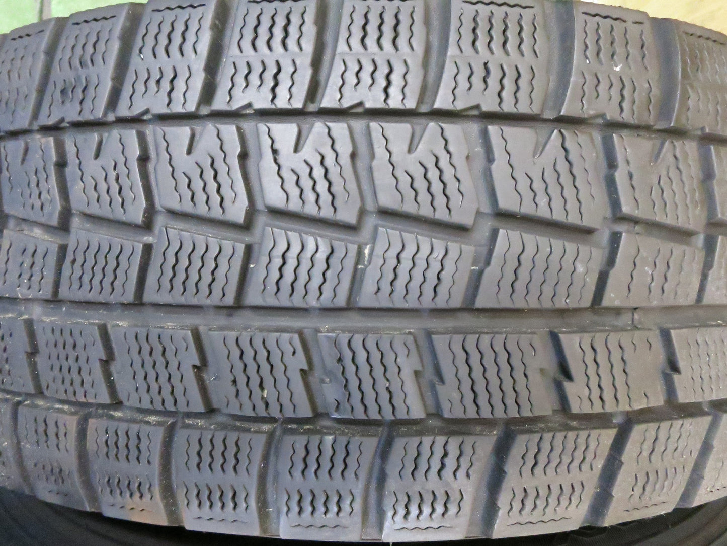 [送料無料]キレイ★スタッドレス 195/65R15 ダンロップ ウインターマックス WM01 TOPRUN トップラン 15インチ PCD114.3/5H★3020104Hス