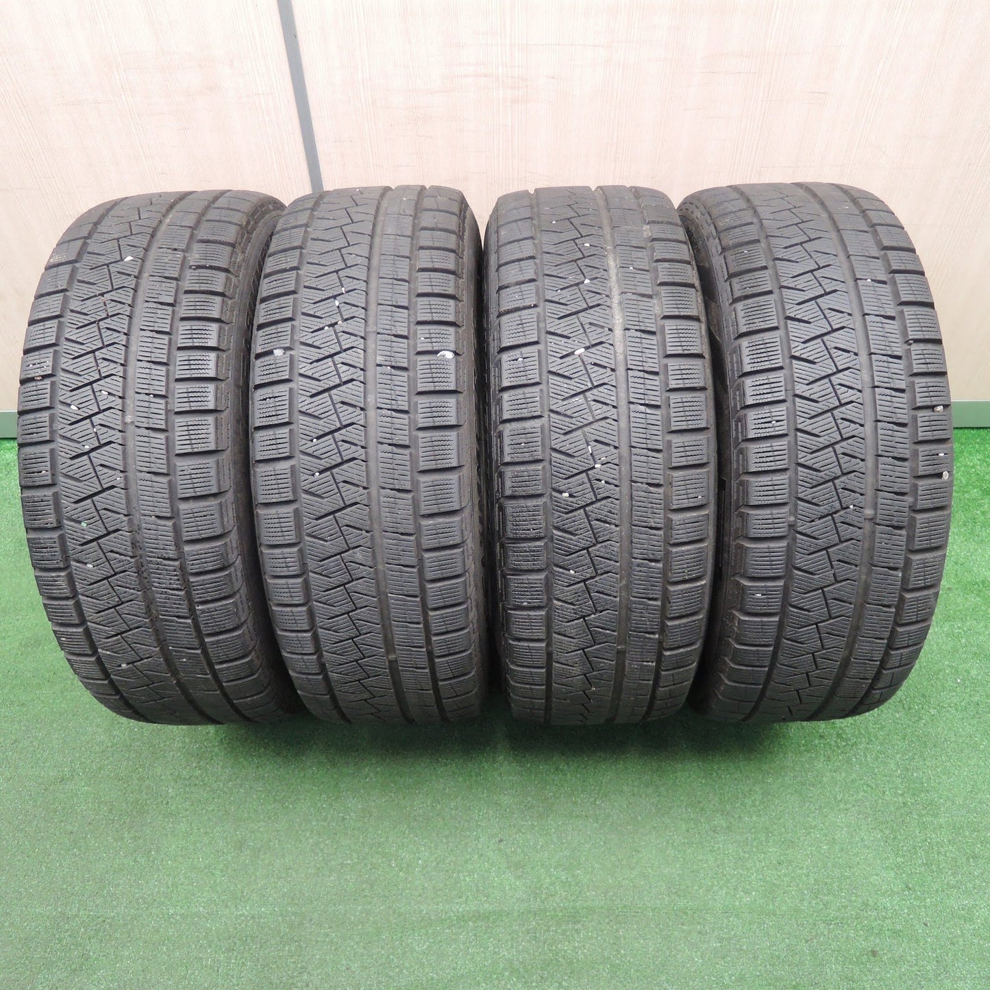 [送料無料]バリ溝！綺麗！8.5分★BMW 等 205/55R16 スタッドレス ピレリ アイスアシンメトリコ GELBUT ゲルプート PCD120/5H★3112502TNス