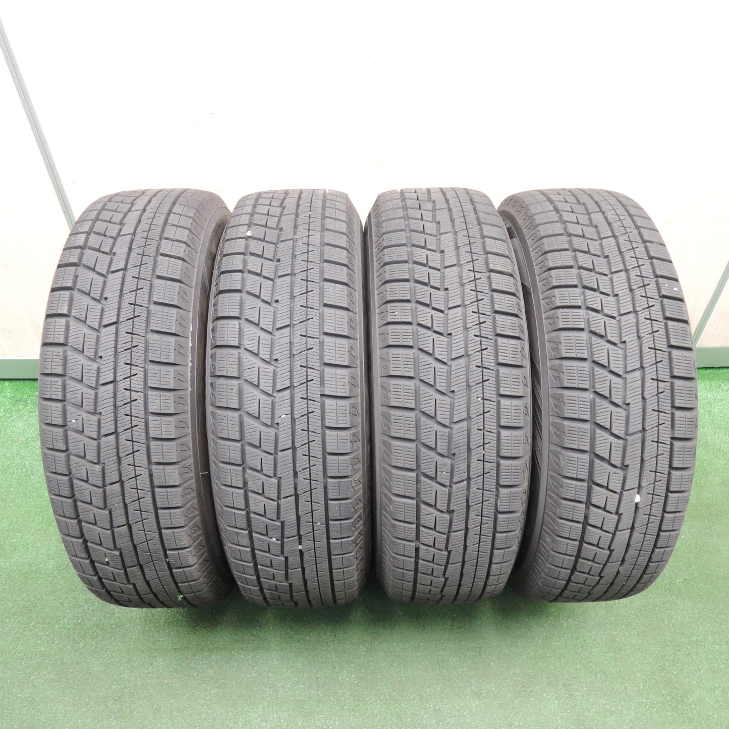 *送料無料* バリ溝！22年！キレイ！ほぼ10分★スタッドレス 185/70R14 ヨコハマ アイスガード iG60 SCHNEIDER シュナイダー 14インチ PCD100/4H★4030508TNス