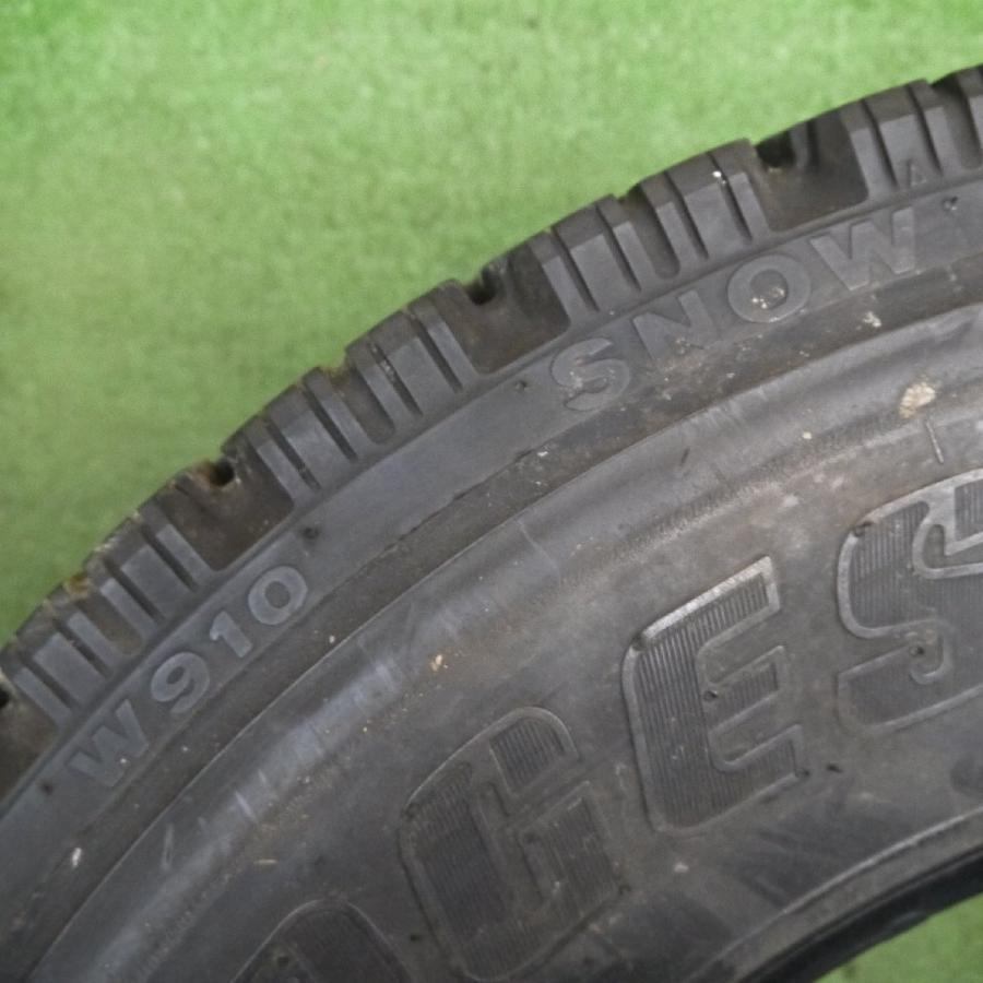 [送料無料]1本価格★トラック 再生 タイヤ 225/80R17.5 123/122L スタッドレス ブリヂストン W910 ベース 17.5インチ★3040505クスタ