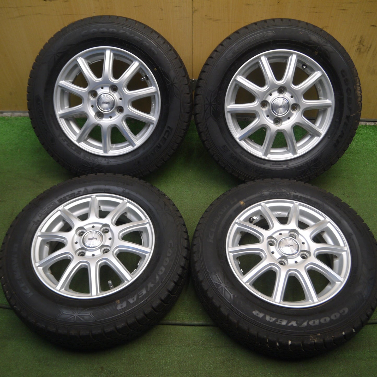 *送料無料* バリ溝！キレイ！ほぼ10分★スタッドレス 145/80R13 グッドイヤー アイスナビ6 Slh 社外 アルミ 13インチ PCD100/4H★4021406Hス