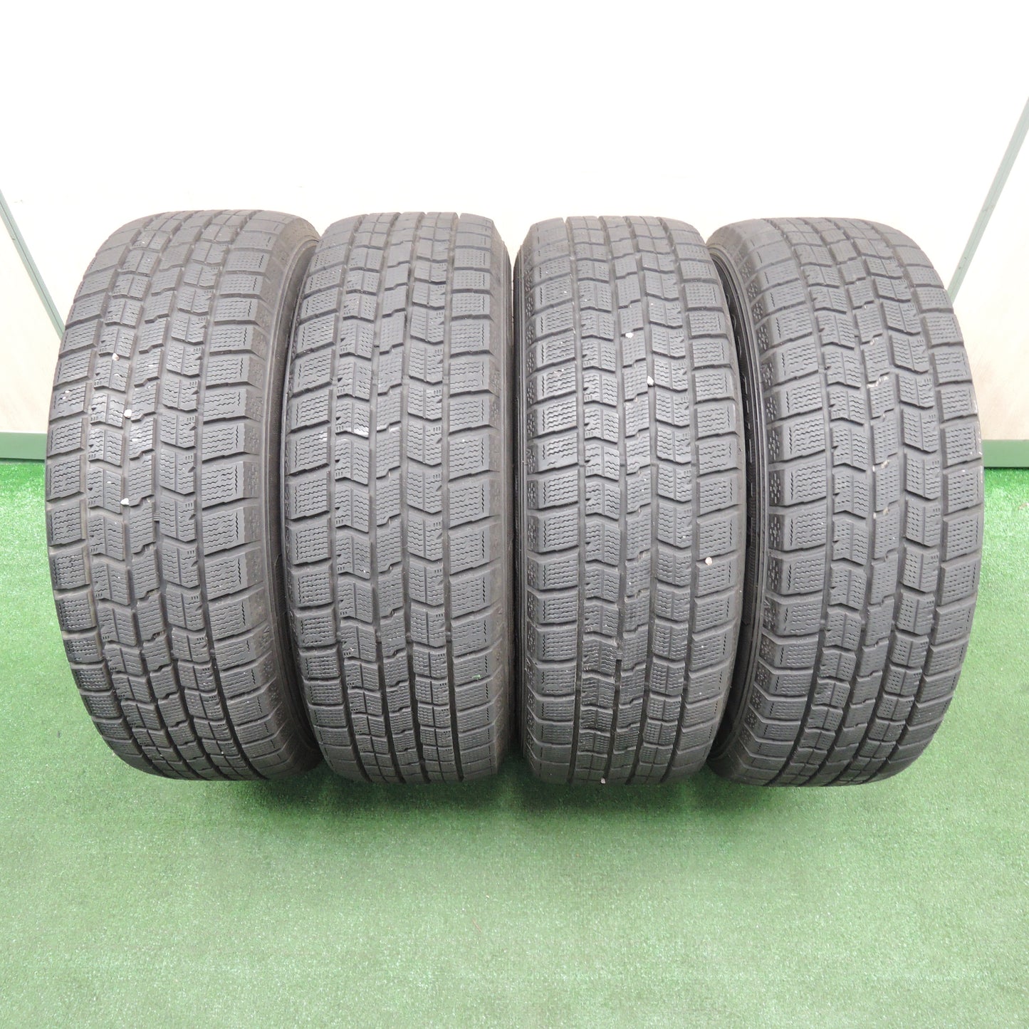 *送料無料*バリ溝！20年！キレイ！9分★スタッドレス 195/65R15 グッドイヤー アイスナビ7 JOKER QUEEN ジョーカー 15インチ PCD114.3/5H★3121604TNス