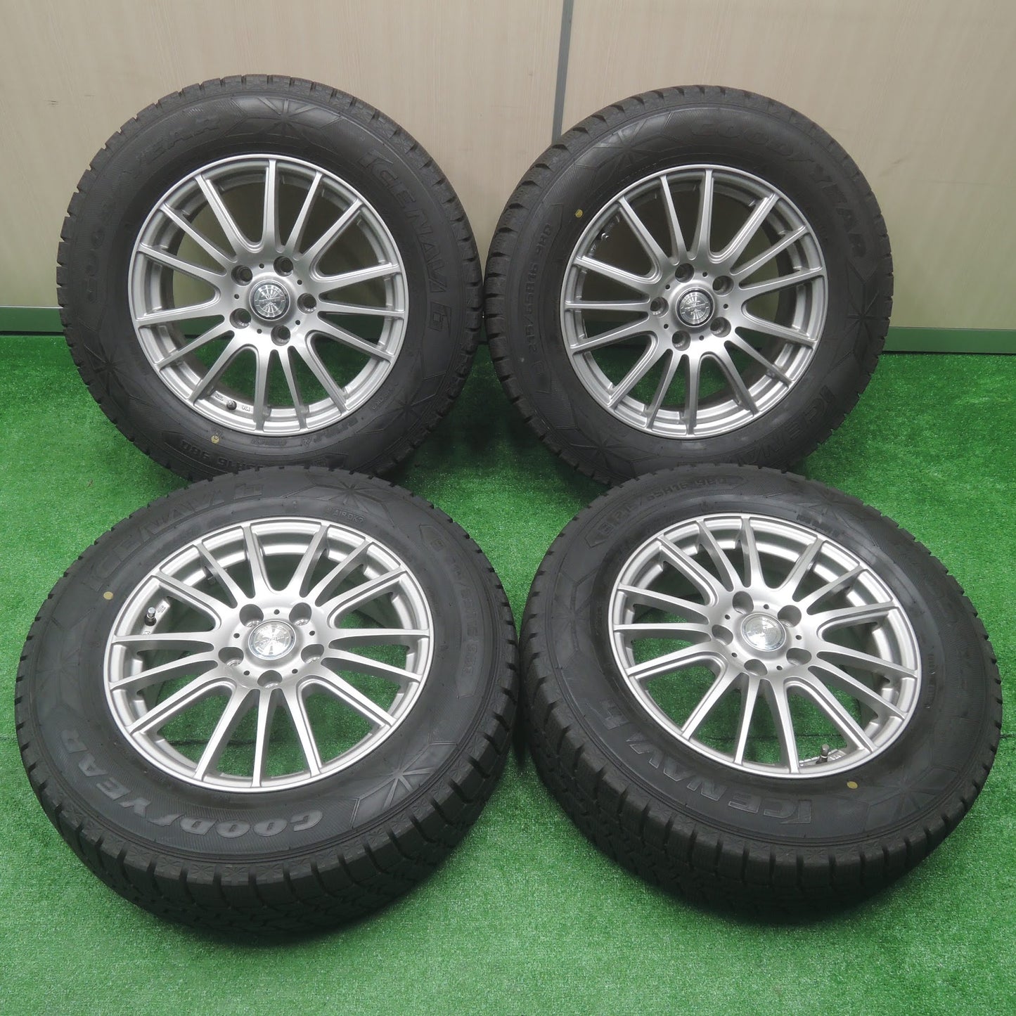 [送料無料]バリ溝！19年！キレイ！ほぼ10分★スタッドレス 215/65R16 グッドイヤー アイスナビ6 ravrion selzer ラブリオン 16インチ PCD114.3/5H★3072508SYス