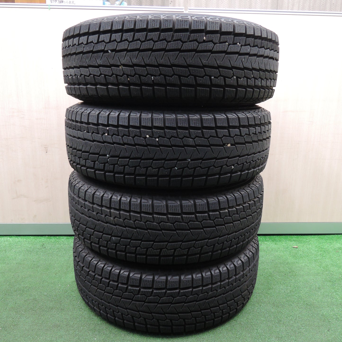 *送料無料*バリ溝！22年！キレイ！ほぼ10分★スタッドレス 225/65R17 ヨコハマ アイスガード G075 SCHNEIDER ATECH シュナイダー 17インチ PCD114.3/5H★3111510SYス