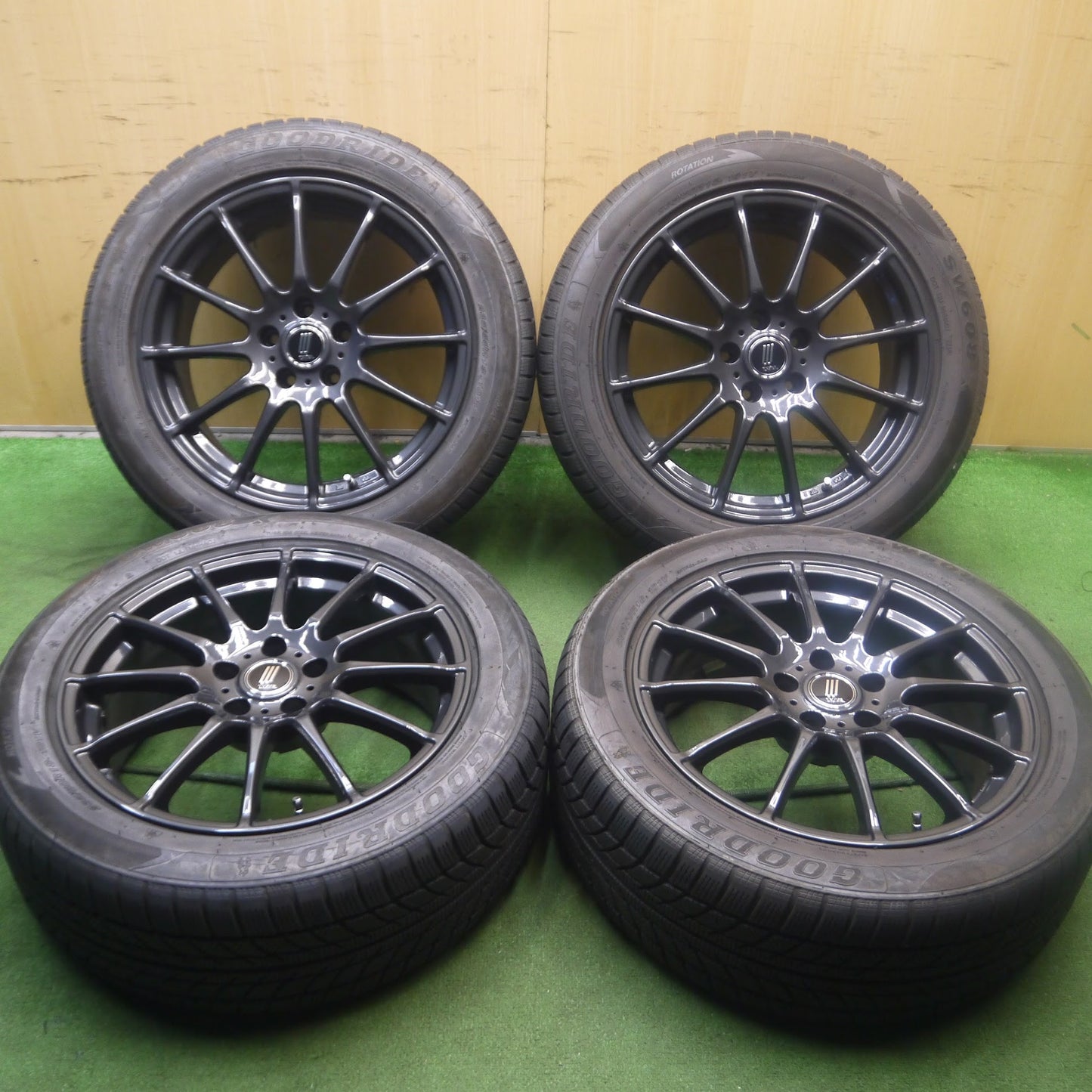 [送料無料]バリ溝！キレイ！9分★スタッドレス 235/50R18 グッドライド SW608 LYZER 社外 アルミ 18インチ PCD114.3/5H★3092201Hス