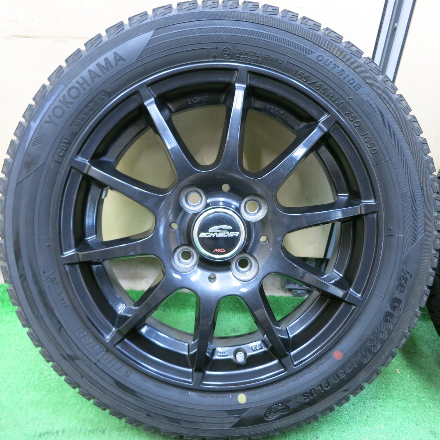 [送料無料]バリ溝！19年！9分★スタッドレス 155/65R14 ヨコハマ アイスガード iG50 プラス SCHNEIDER MiD シュナイダー 14インチ PCD100/4H★3072404ヒス