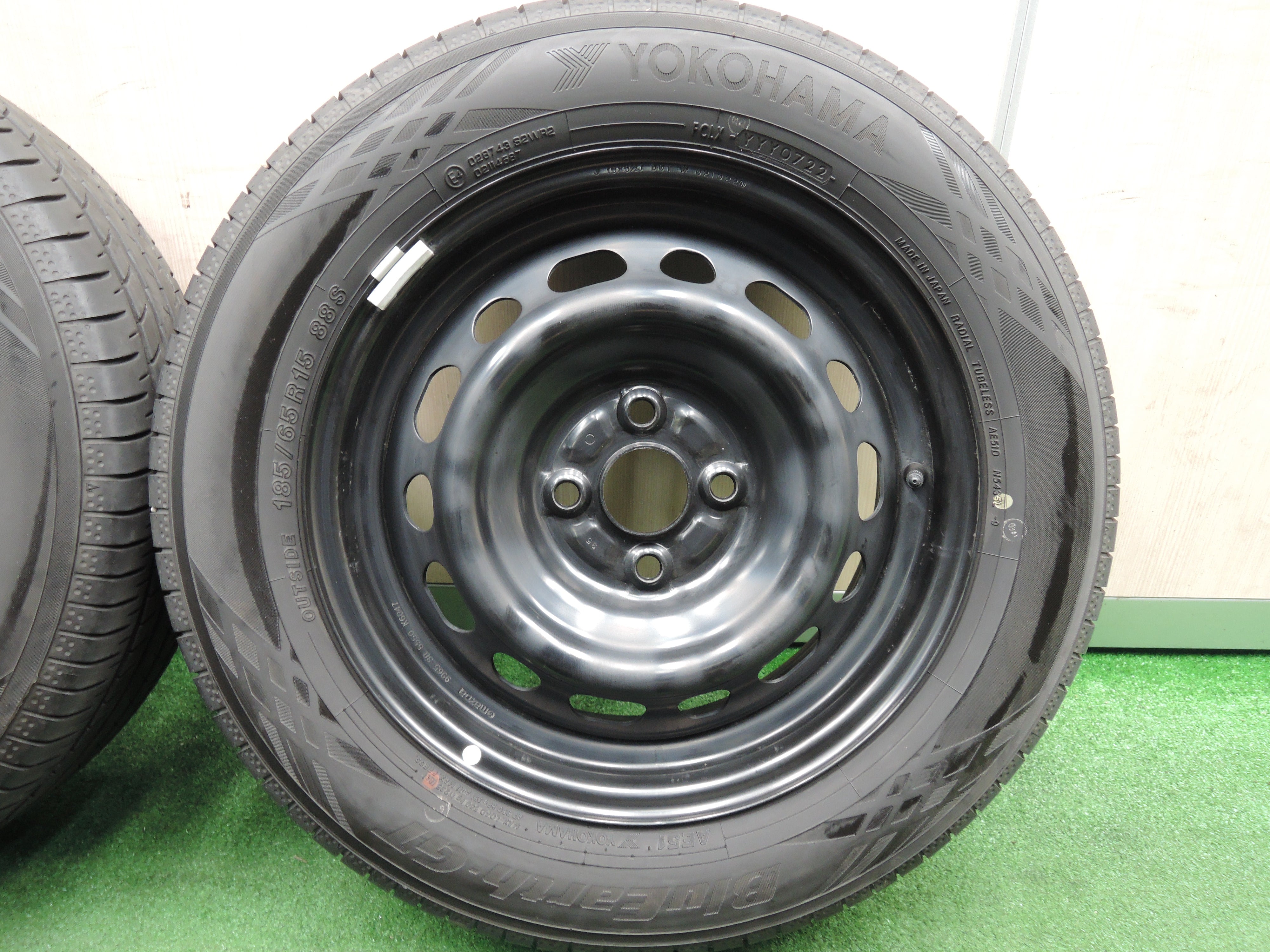 送料無料*バリ溝！22年！キレイ！9.5分☆マツダ デミオ 純正 スチール 185/65R15 ヨコハマ BluEarth-GT AE51 |  名古屋/岐阜の中古カー用品・工具の買取/販売ならガレージゲット