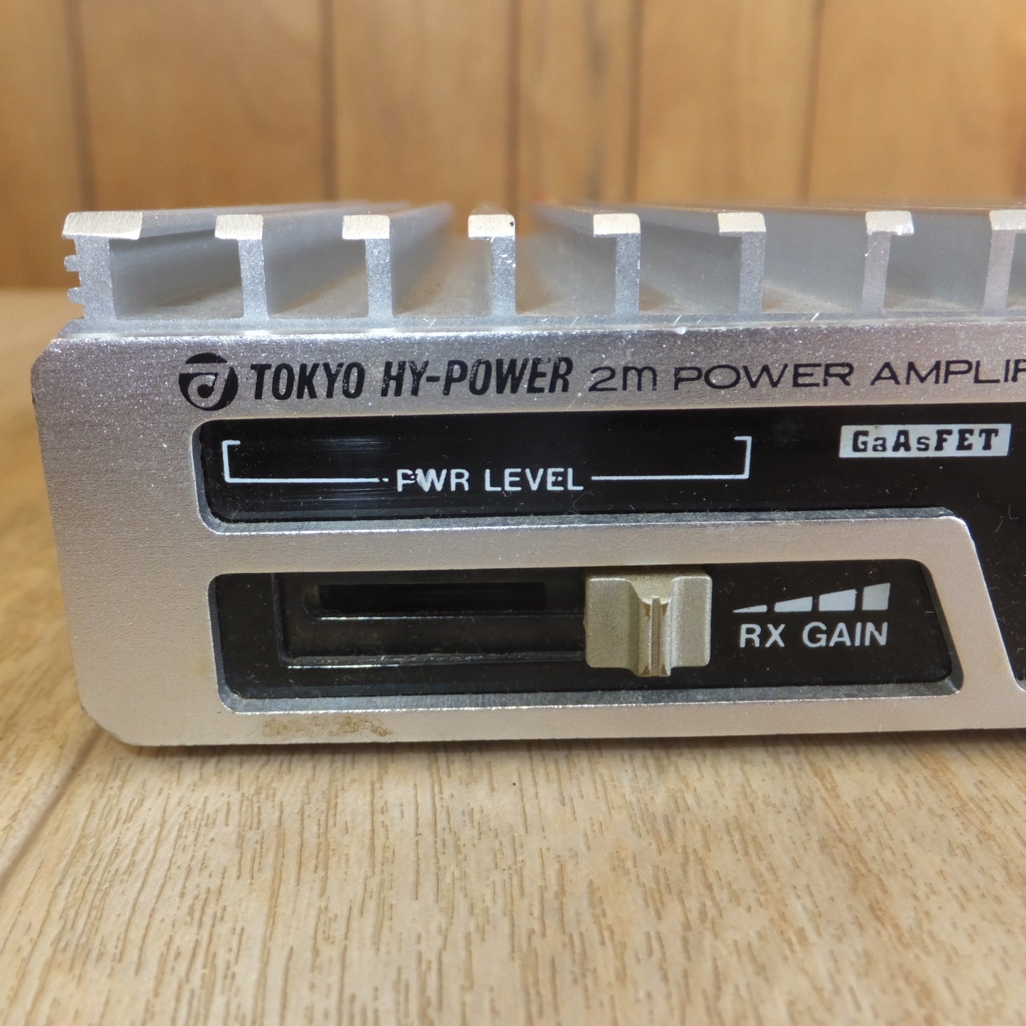 [送料無料] 現状品★東京ハイパワー TOKYO HY-POWER リニアアンプ 2m POWER AMPLIFIER HL-37V★